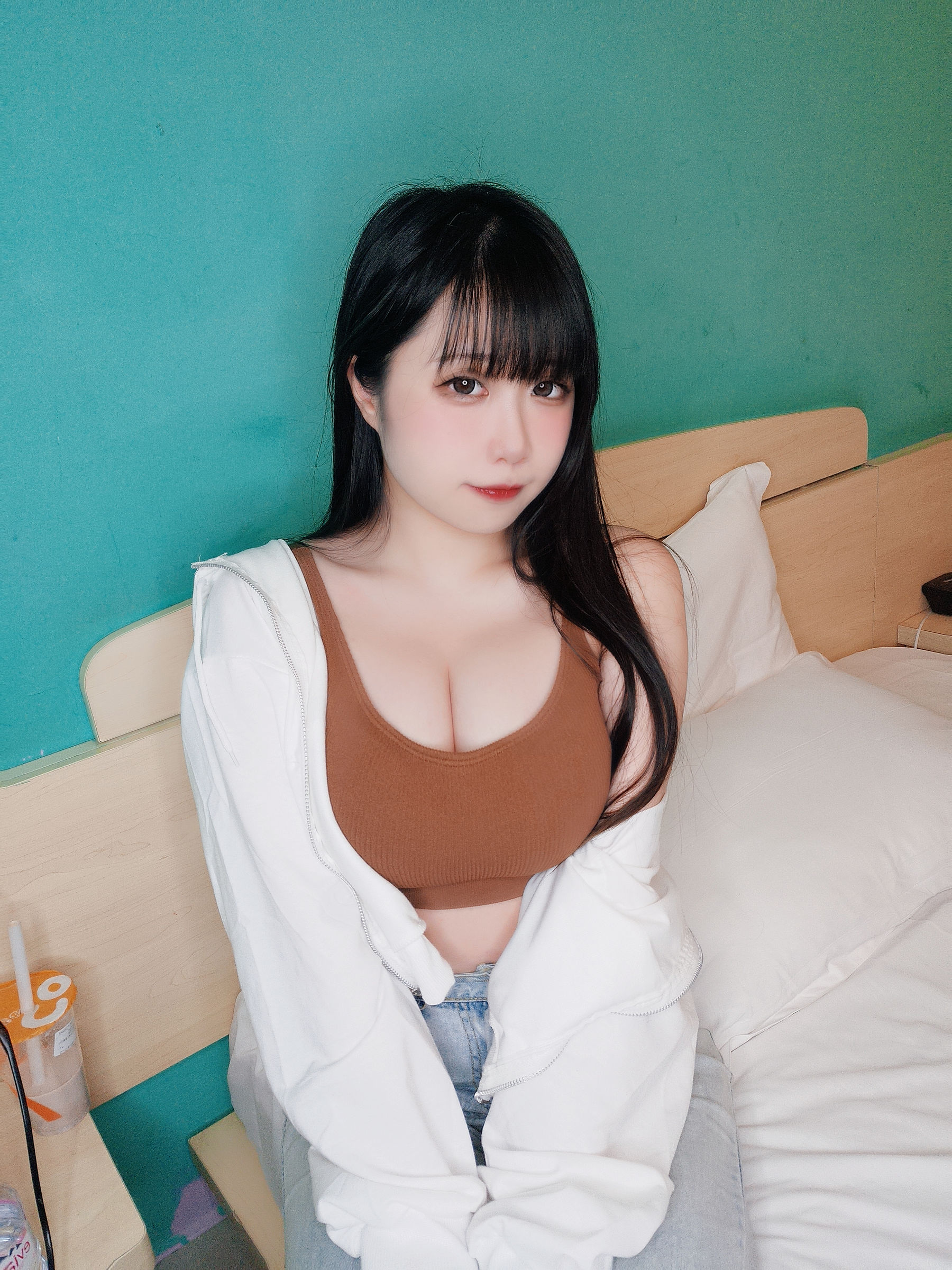 贞子蜜桃 – 运动内搭 [10P] - 秀人网免费无水印在线套图写真