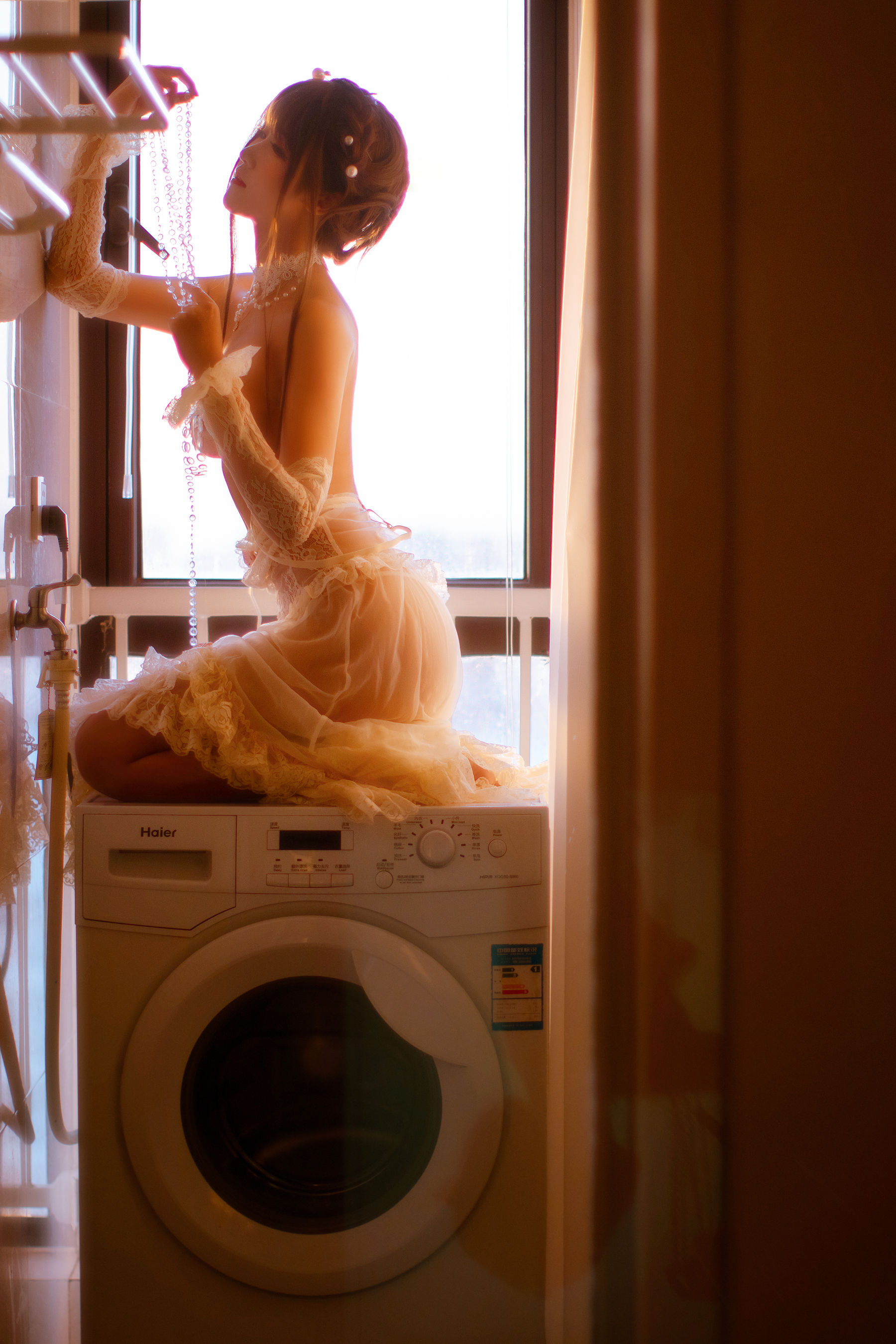 微博妹子三度_69 – 赫多涅 [40P] - 秀人网免费无水印在线套图写真