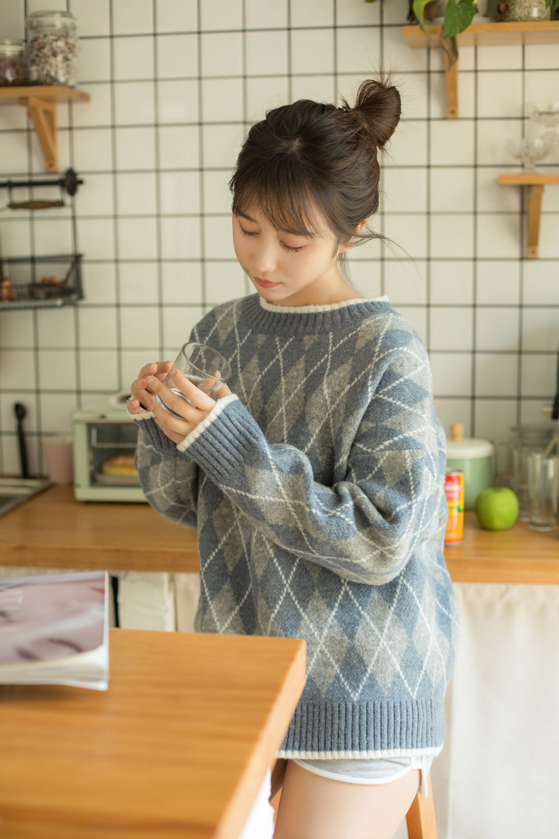 [萝莉COS] 微博福利姬镜酱 – 不知梦 日常 [86P] - 秀人网免费无水印在线套图写真