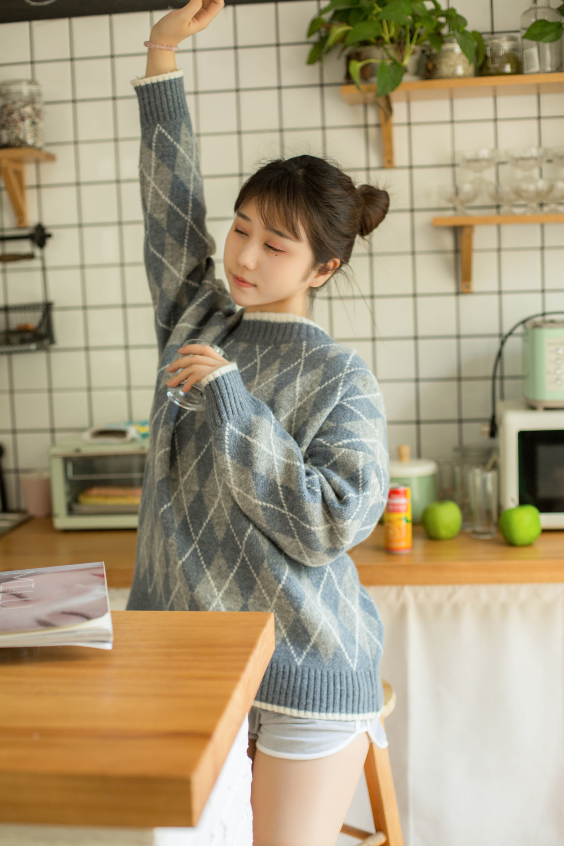 [萝莉COS] 微博福利姬镜酱 – 不知梦 日常 [86P] - 秀人网免费无水印在线套图写真