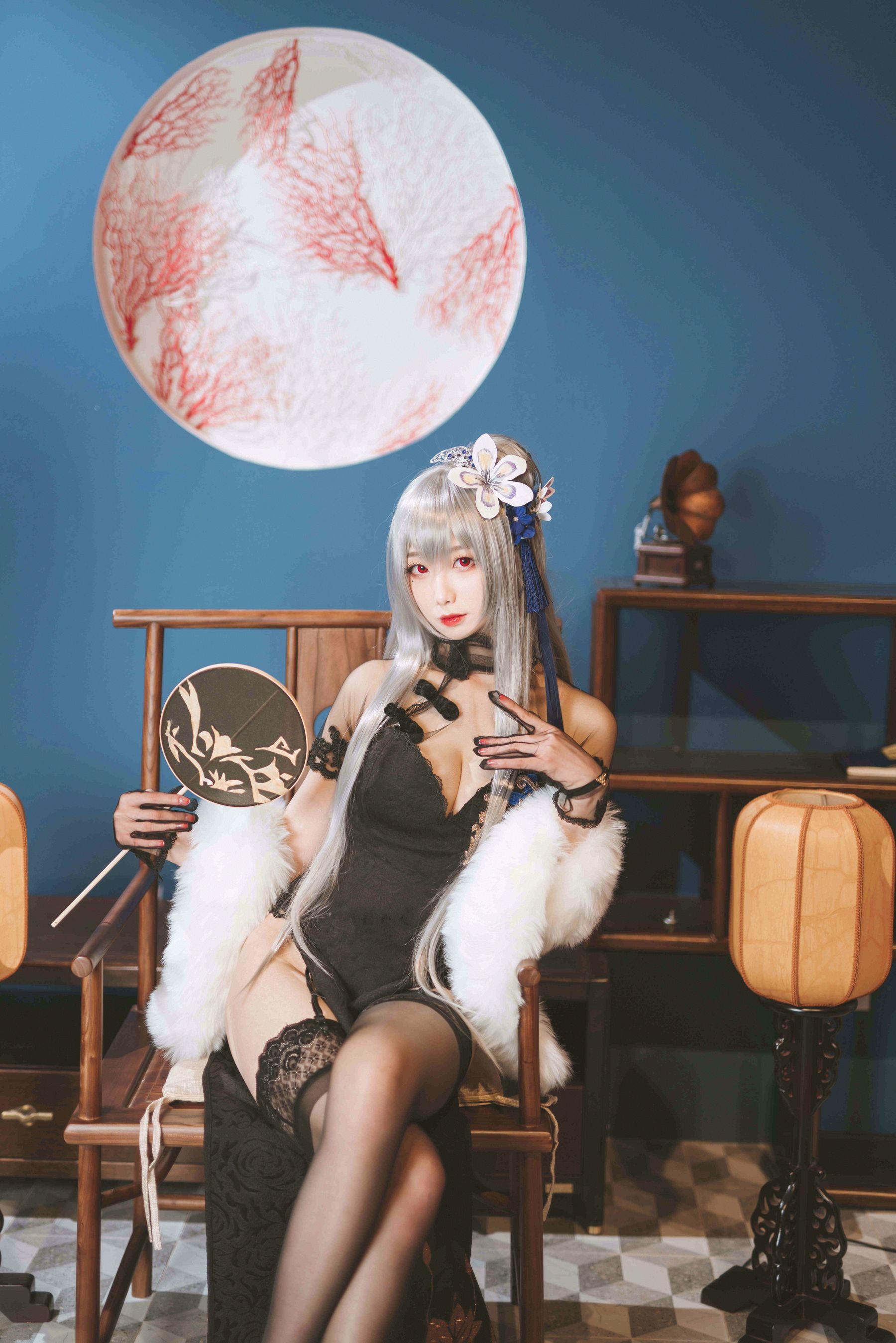 动漫博主封疆疆v – 路易九世旗袍 [35P] - 秀人网免费无水印在线套图写真