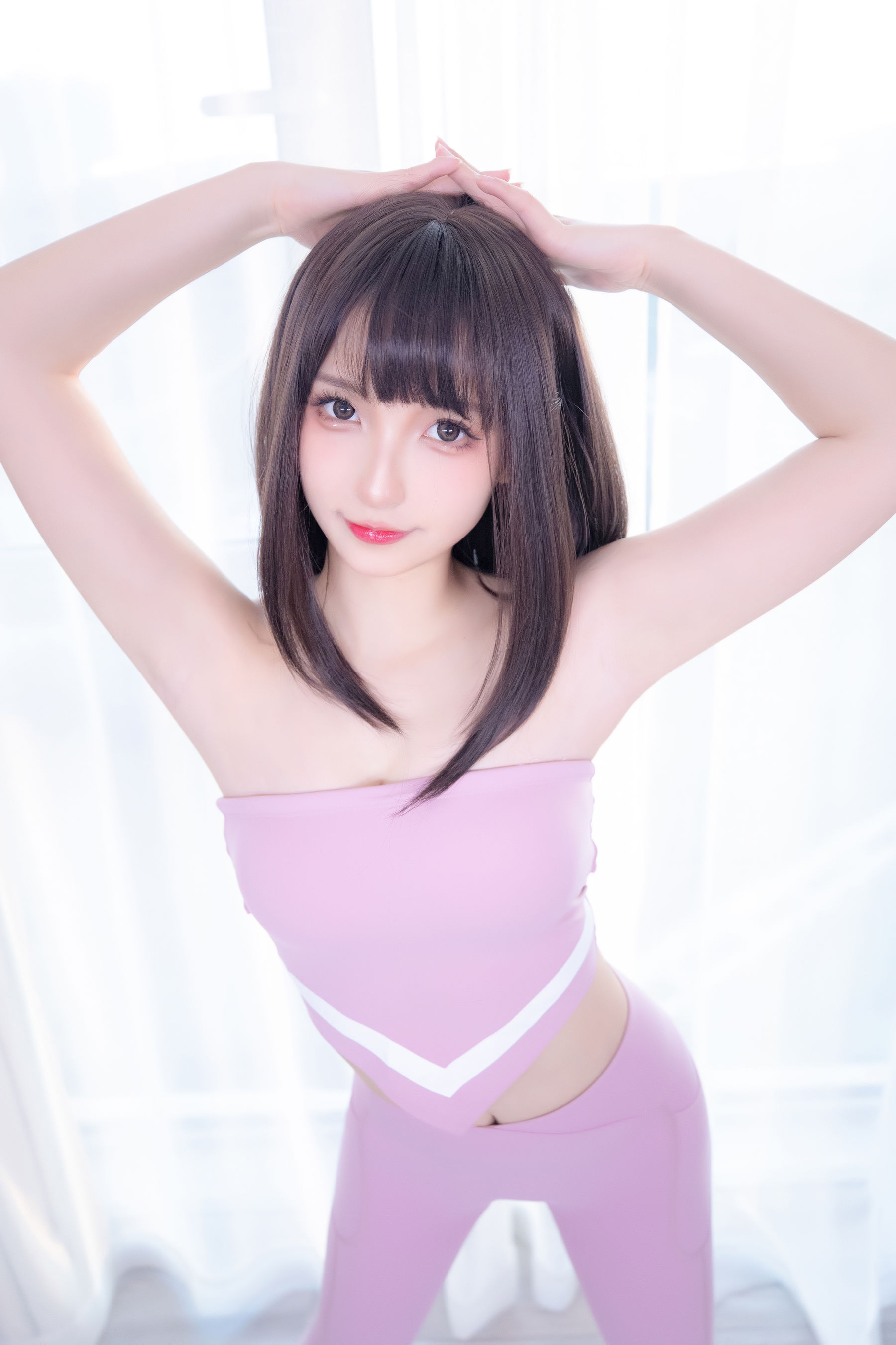 萝莉神楽板真冬 草莓蜜桃 [75P] - 秀人网免费无水印在线套图写真