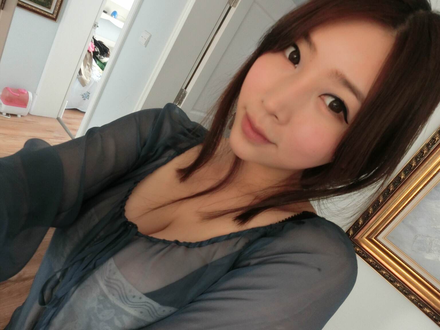 女主播童小芯 微信朋友圈系列视图合集 [67P] - 秀人网免费无水印在线套图写真