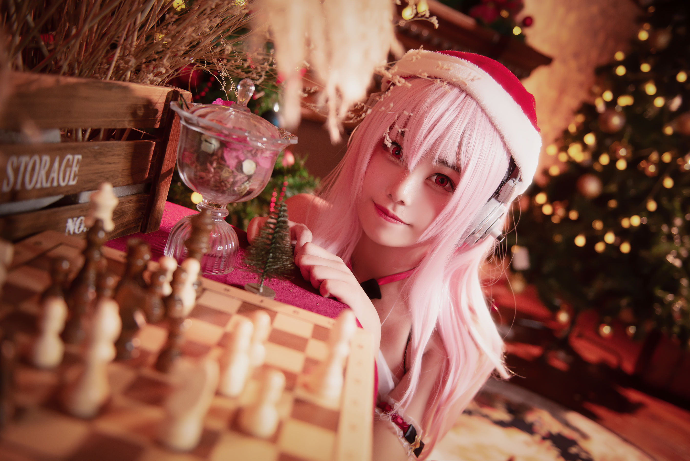 萌系小姐姐蜜汁猫裘 – 圣诞索尼子2 [10P] - 秀人网免费无水印在线套图写真