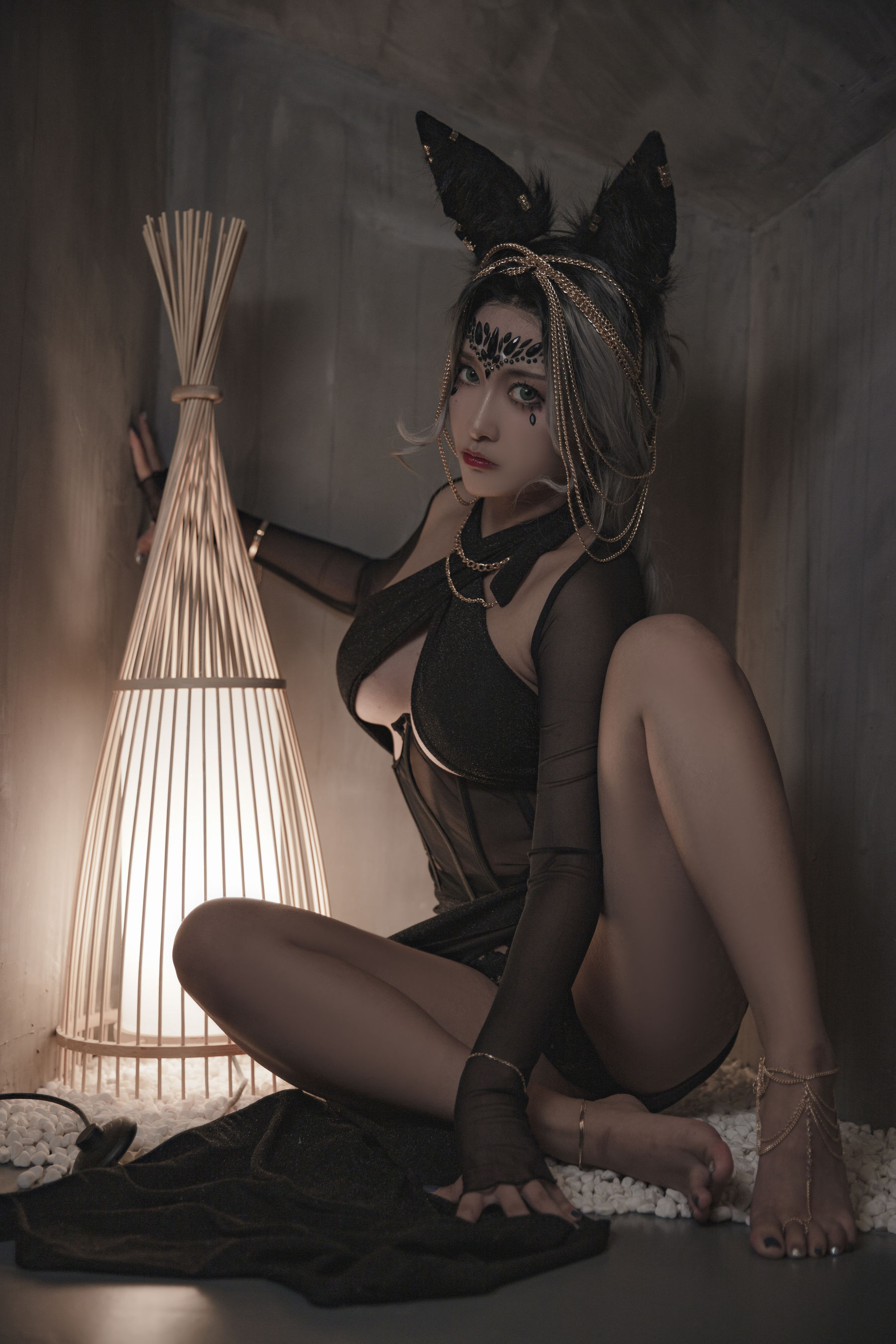 动漫博主洛璃LoLiSAMA – 狼少女 狼女的调教 [130P] - 秀人网免费无水印在线套图写真