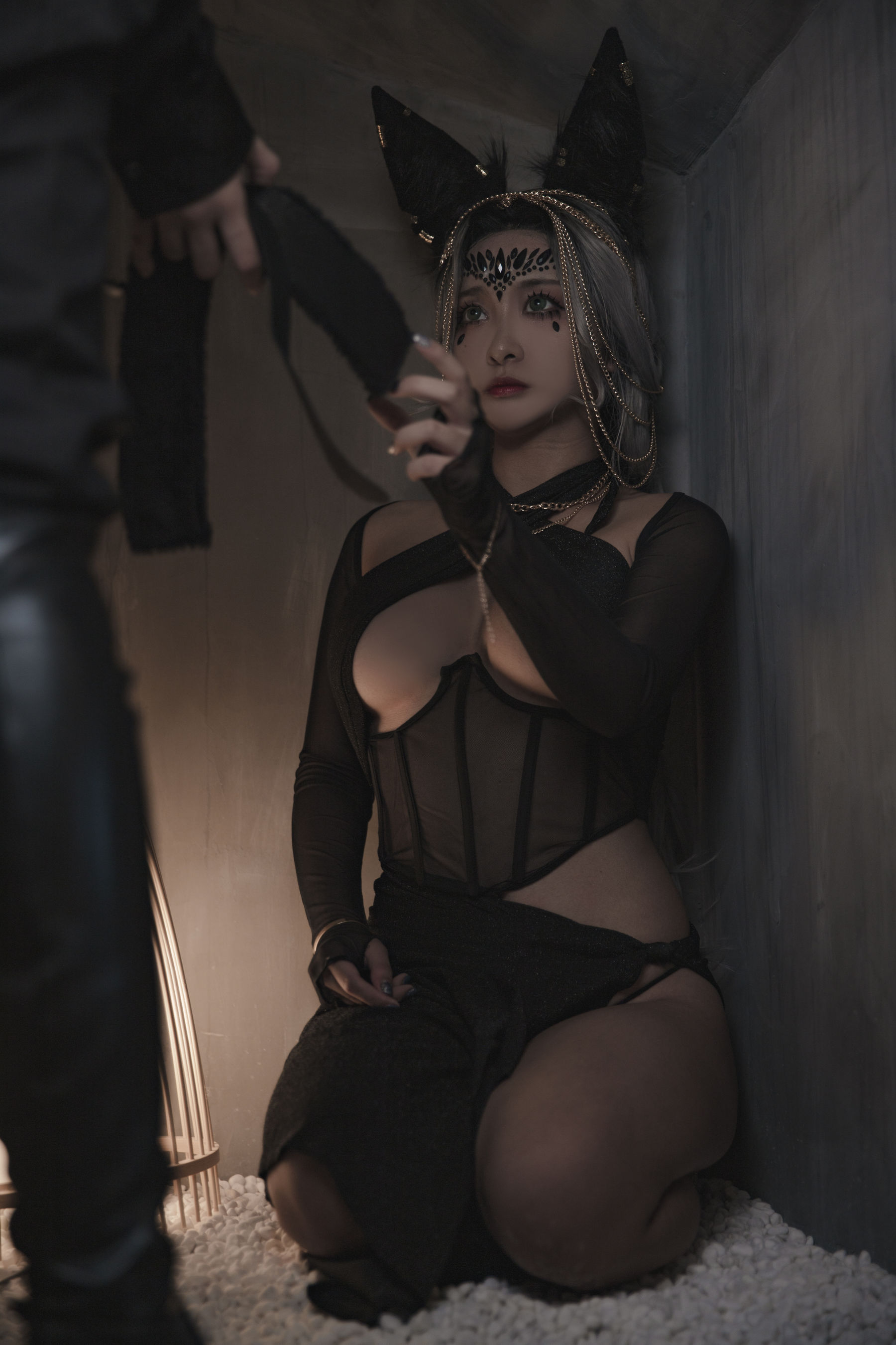 动漫博主洛璃LoLiSAMA – 狼少女 狼女的调教 [130P] - 秀人网免费无水印在线套图写真