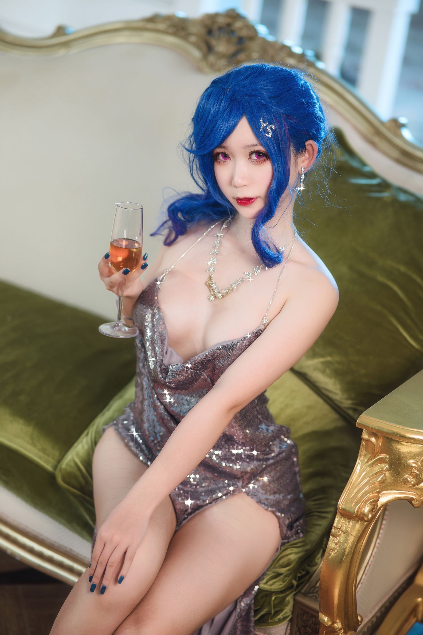 动漫博主樱落酱w – 圣路易斯礼服 [24P] - 秀人网免费无水印在线套图写真