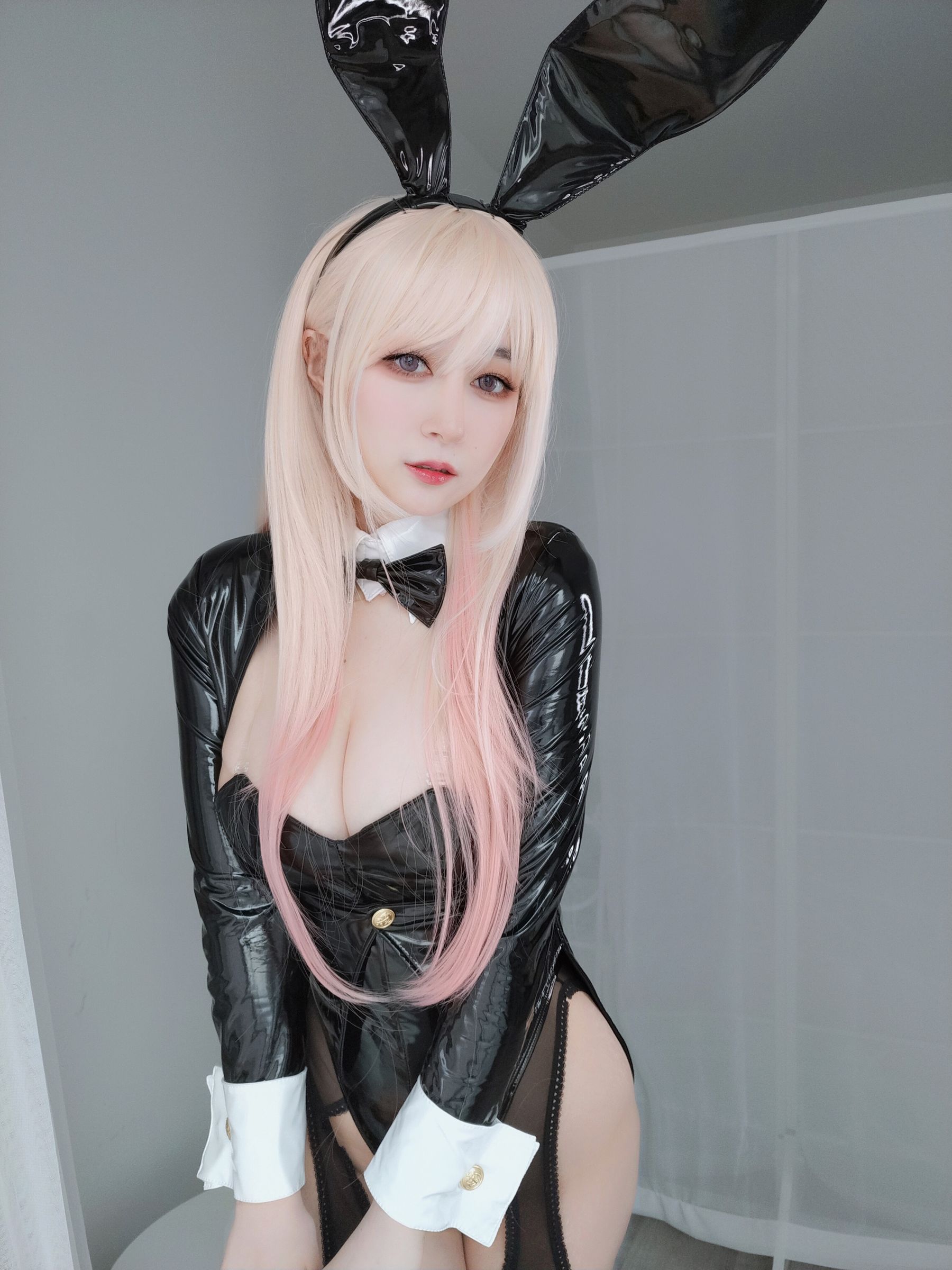 Coser小姐姐白银 – 喜多川海梦 兔女郎 [174P] - 秀人网免费无水印在线套图写真