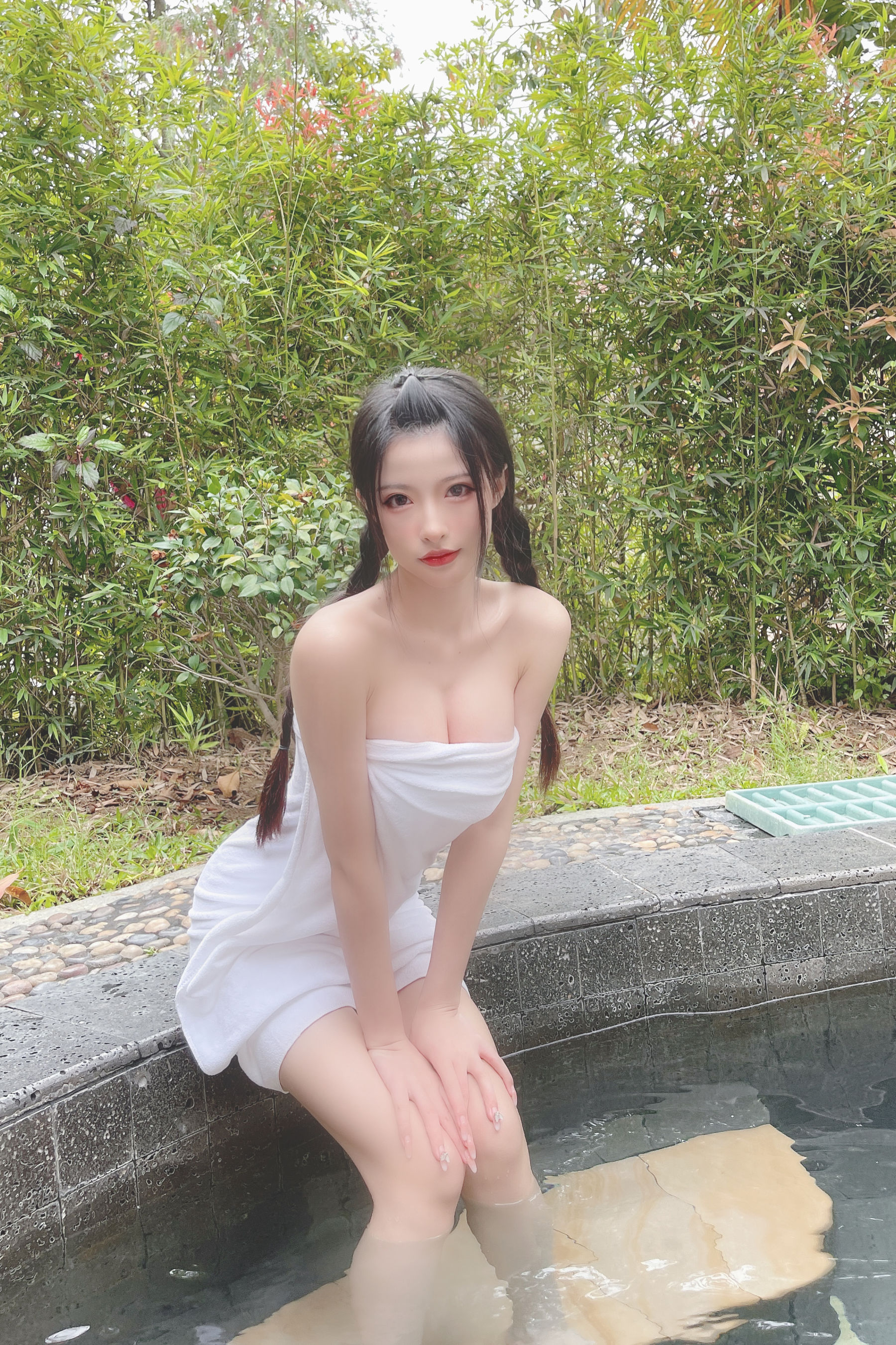 尤物清水由乃 – 温泉浴巾 [26P] - 秀人网免费无水印在线套图写真