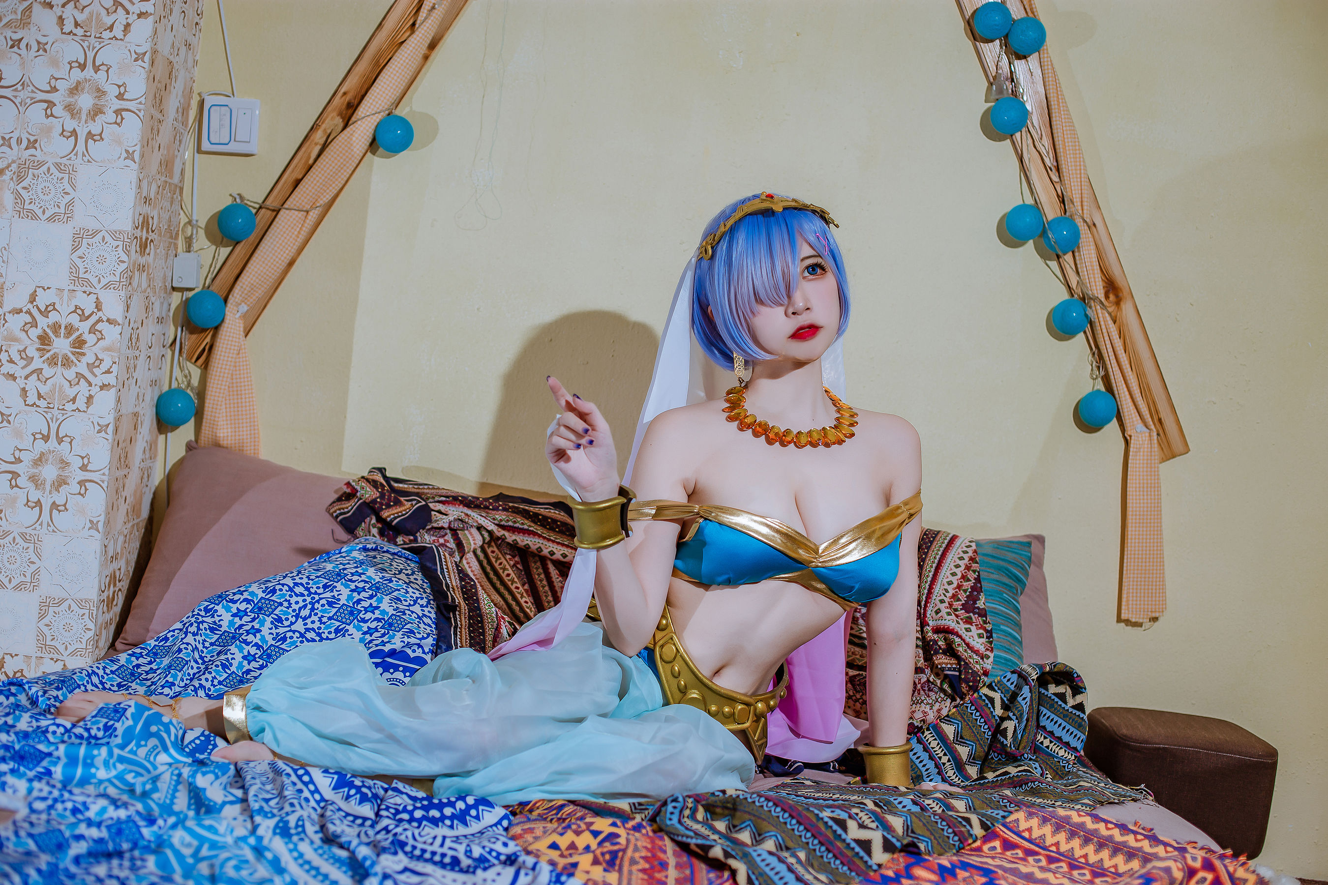 人气Coser二佐Nisa – 蕾姆舞娘 [9P] - 秀人网免费无水印在线套图写真