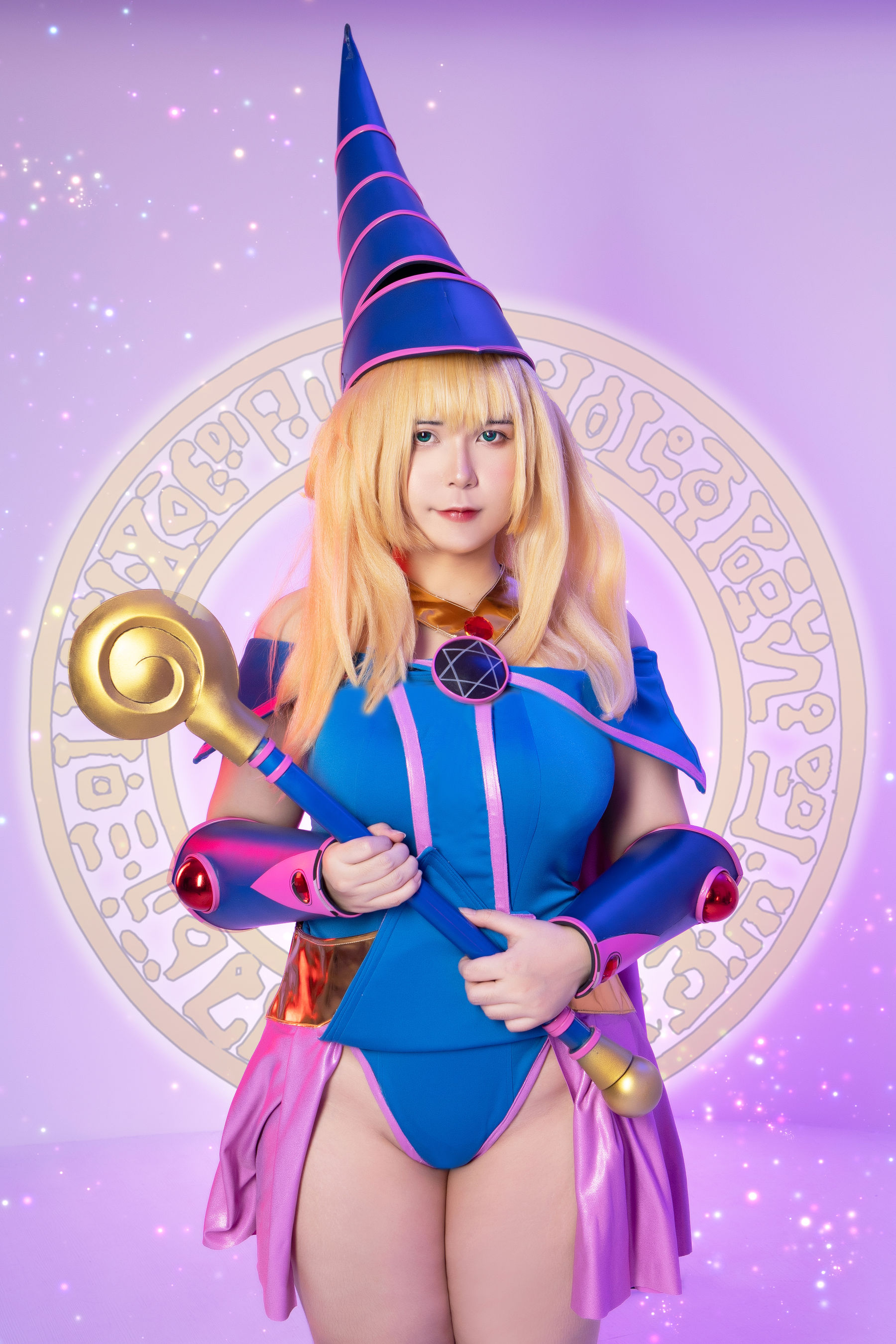 Uy Uy – Dark Magicial Girl [61P] - 秀人网免费无水印在线套图写真