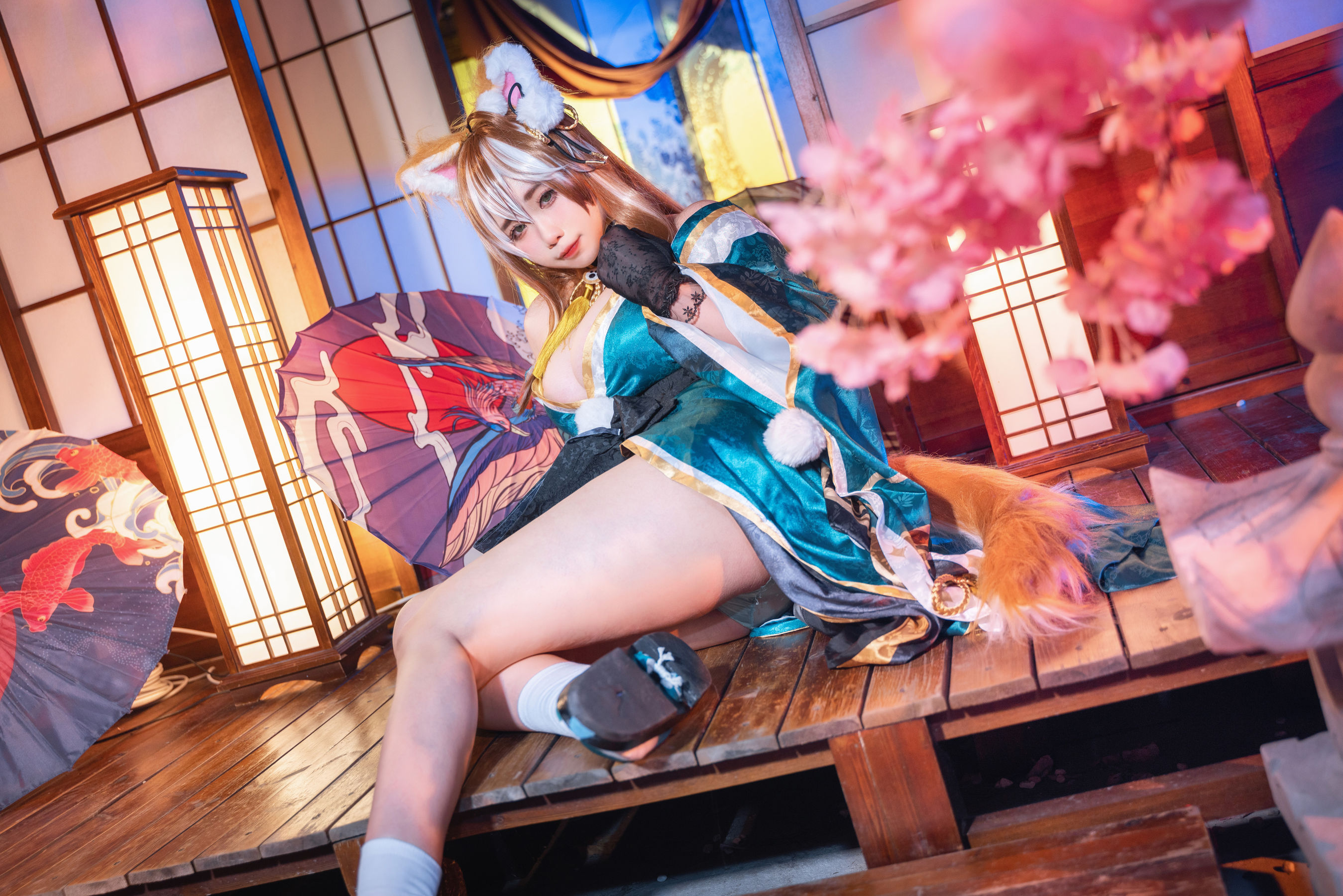 贞子蜜桃 – 原神 希娜小姐 [19P] - 秀人网免费无水印在线套图写真