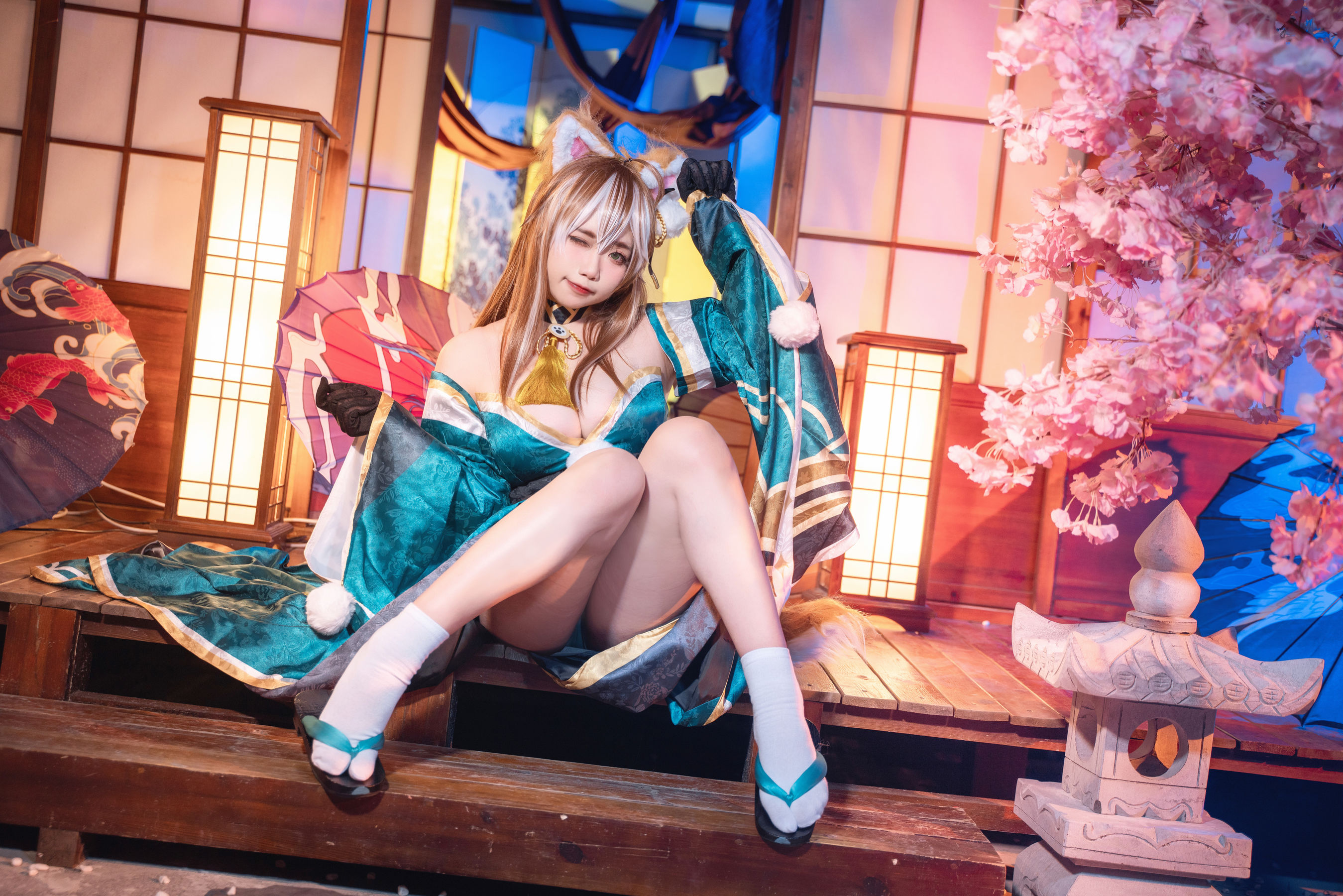 贞子蜜桃 – 原神 希娜小姐 [19P] - 秀人网免费无水印在线套图写真