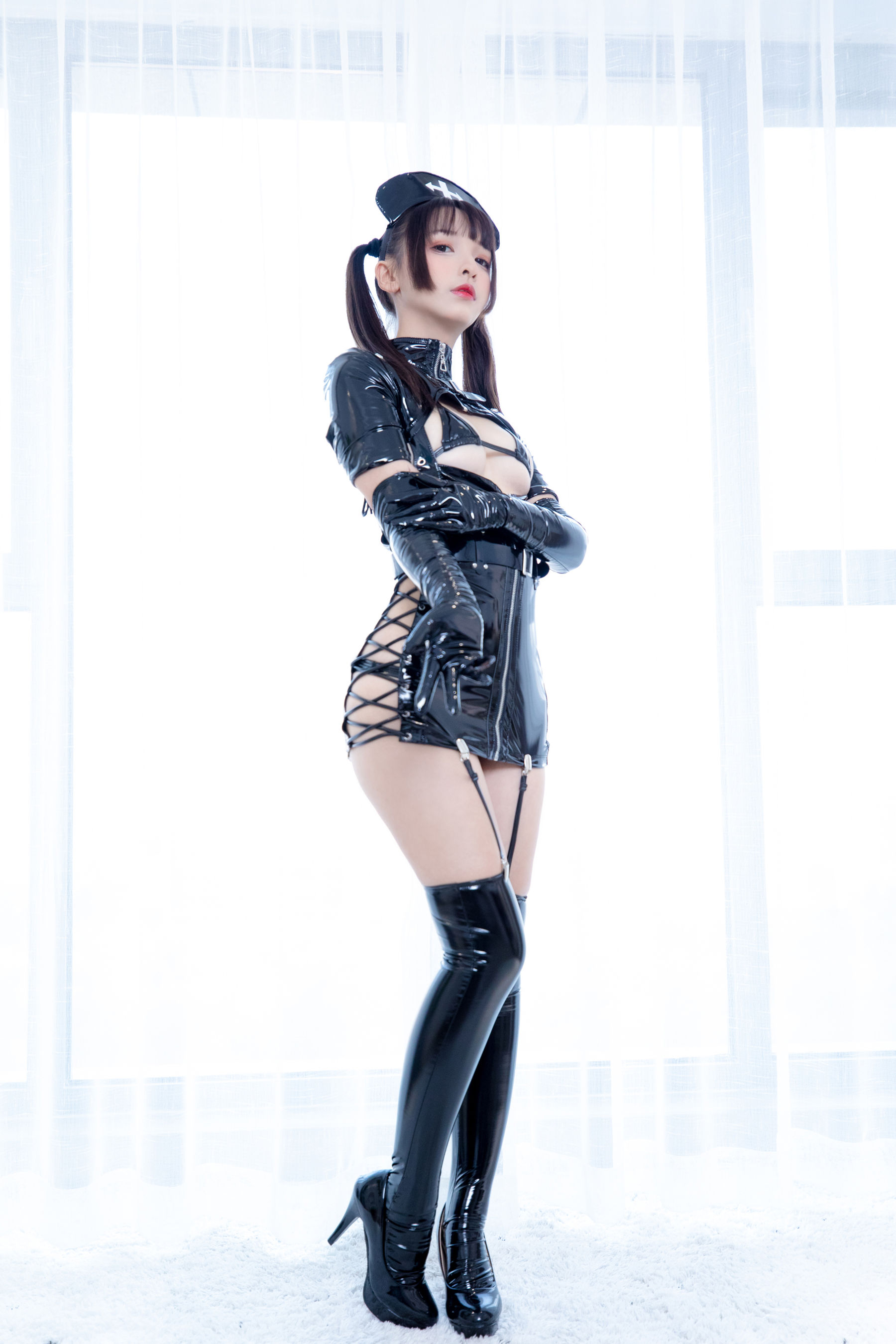 萝莉神楽板真冬 暗黑护士 空気なし [150P] - 秀人网免费无水印在线套图写真