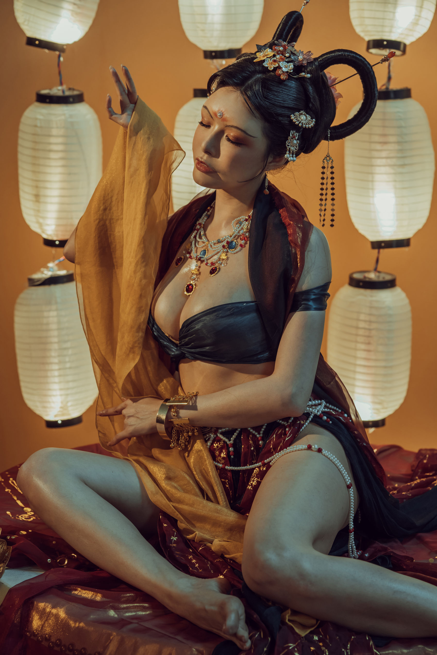 秋和柯基(夏小秋秋秋) &#038; 奶桃 – 红尘梦 [40P] - 秀人网免费无水印在线套图写真