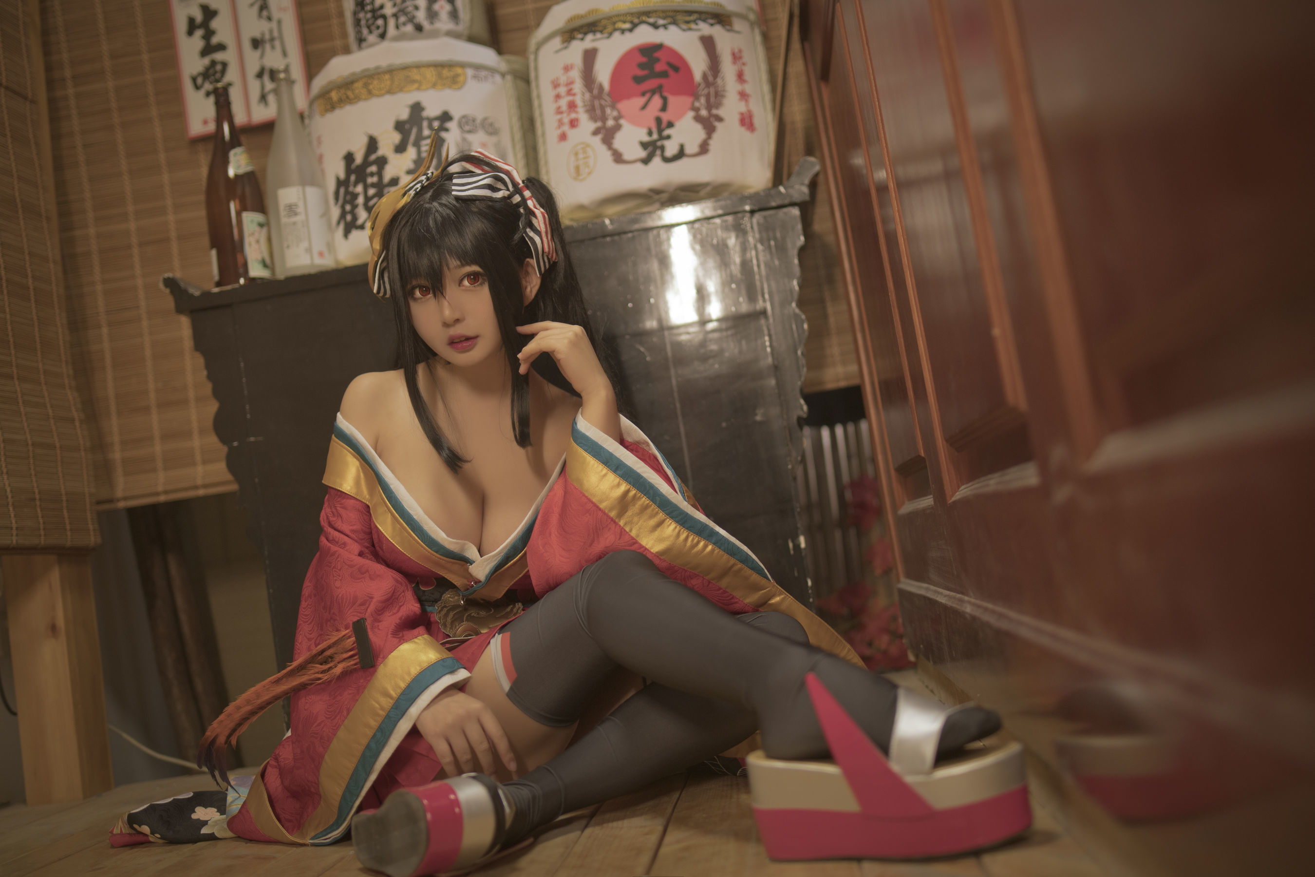 大眼萌妹黑猫猫OvO 大凤 [9P] - 秀人网免费无水印在线套图写真