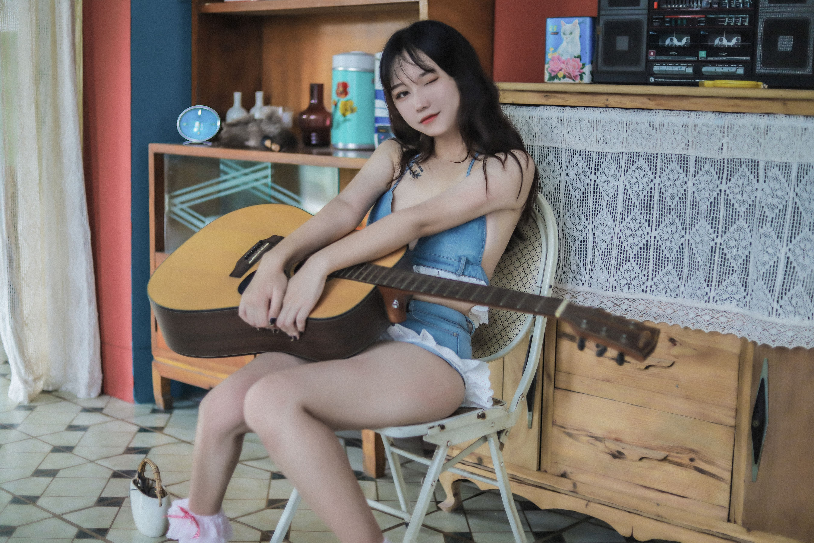 奇行家狗崽(棕桠阿狗崽) – 桃子听蝉 [22P] - 秀人网免费无水印在线套图写真