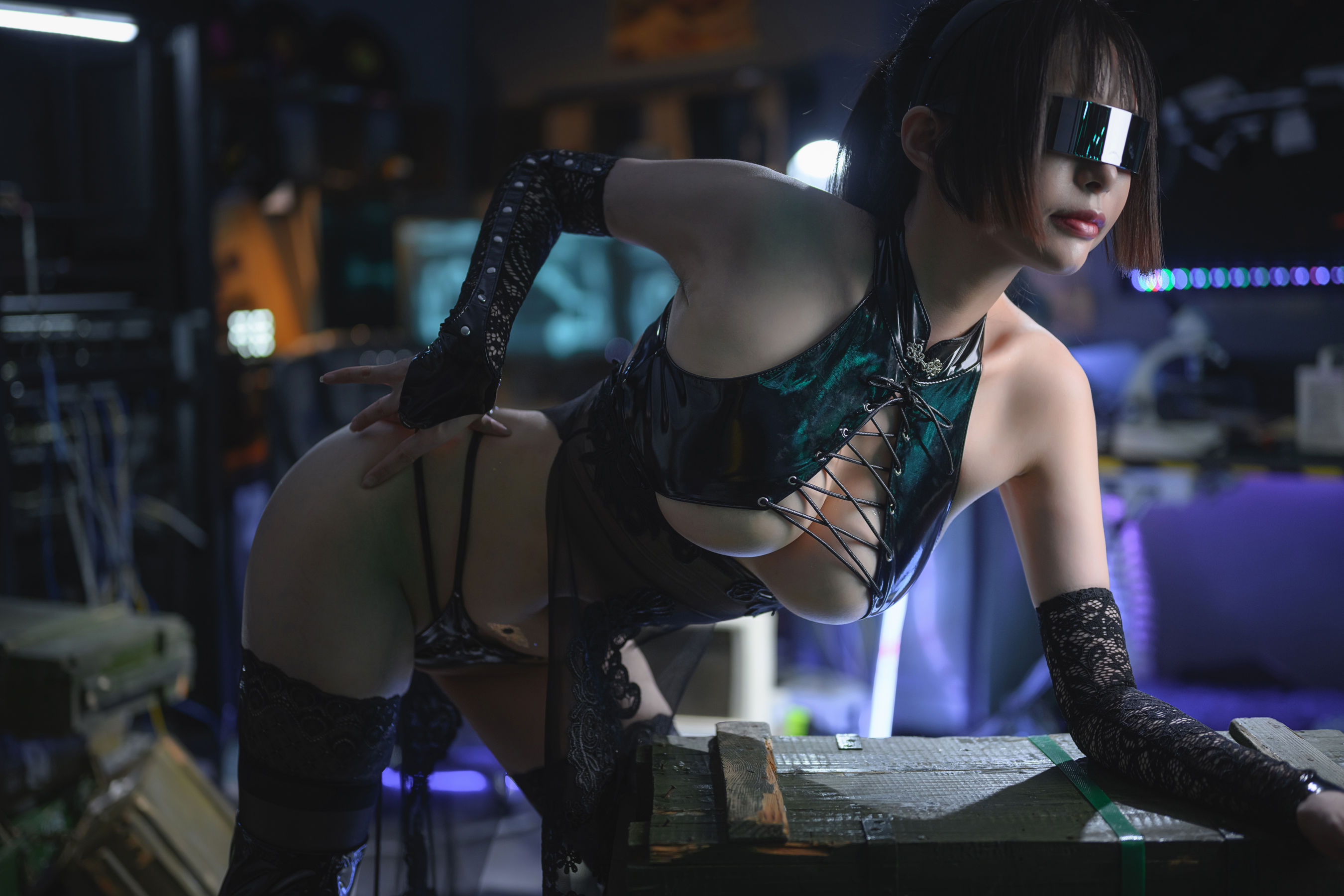 秋和柯基(夏小秋秋秋) – VR女友(现实篇) [48P] - 秀人网免费无水印在线套图写真