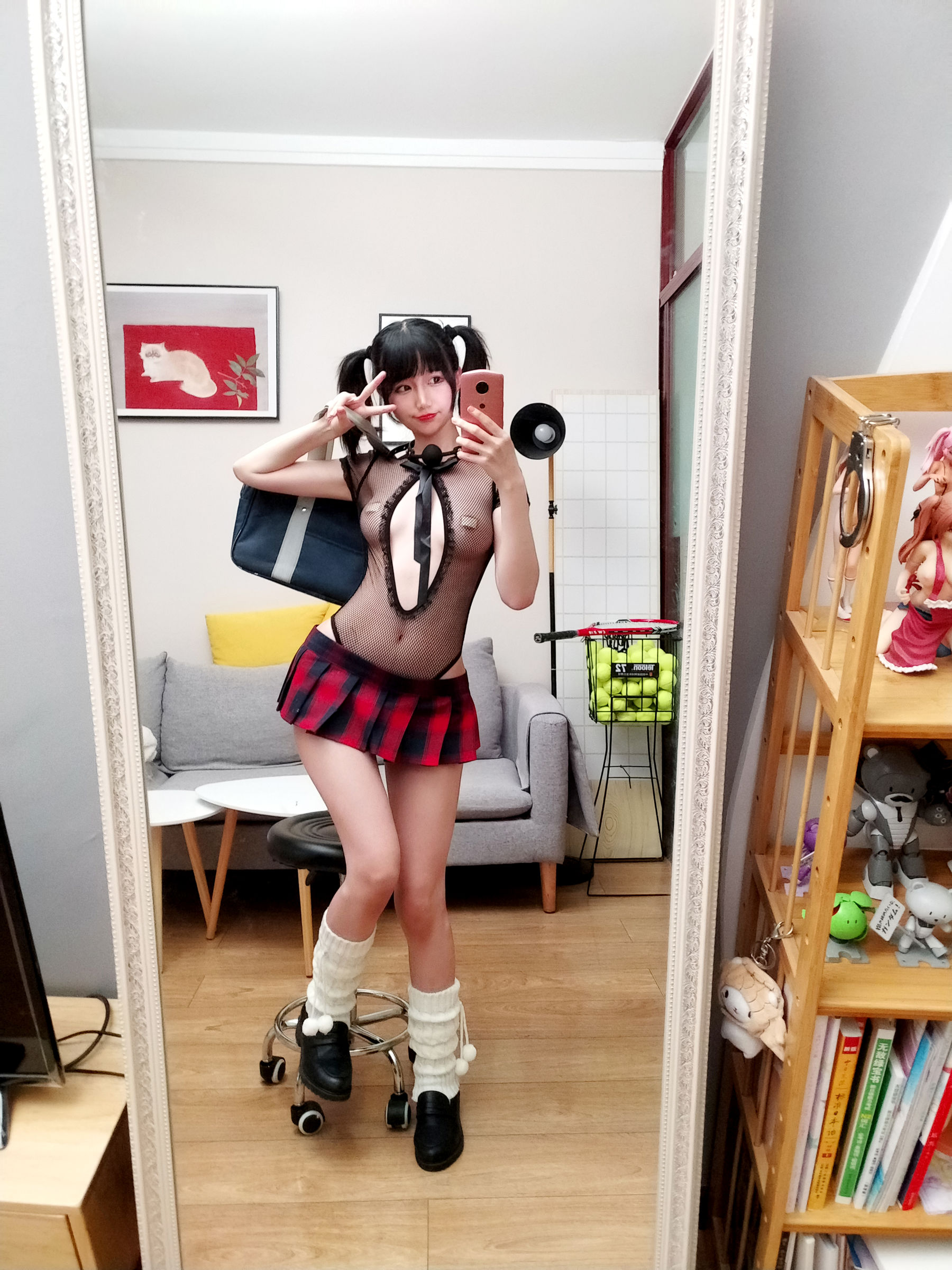 NAGISA魔物喵[fantia] – いじめっ子の不良少女 [32P] - 秀人网免费无水印在线套图写真