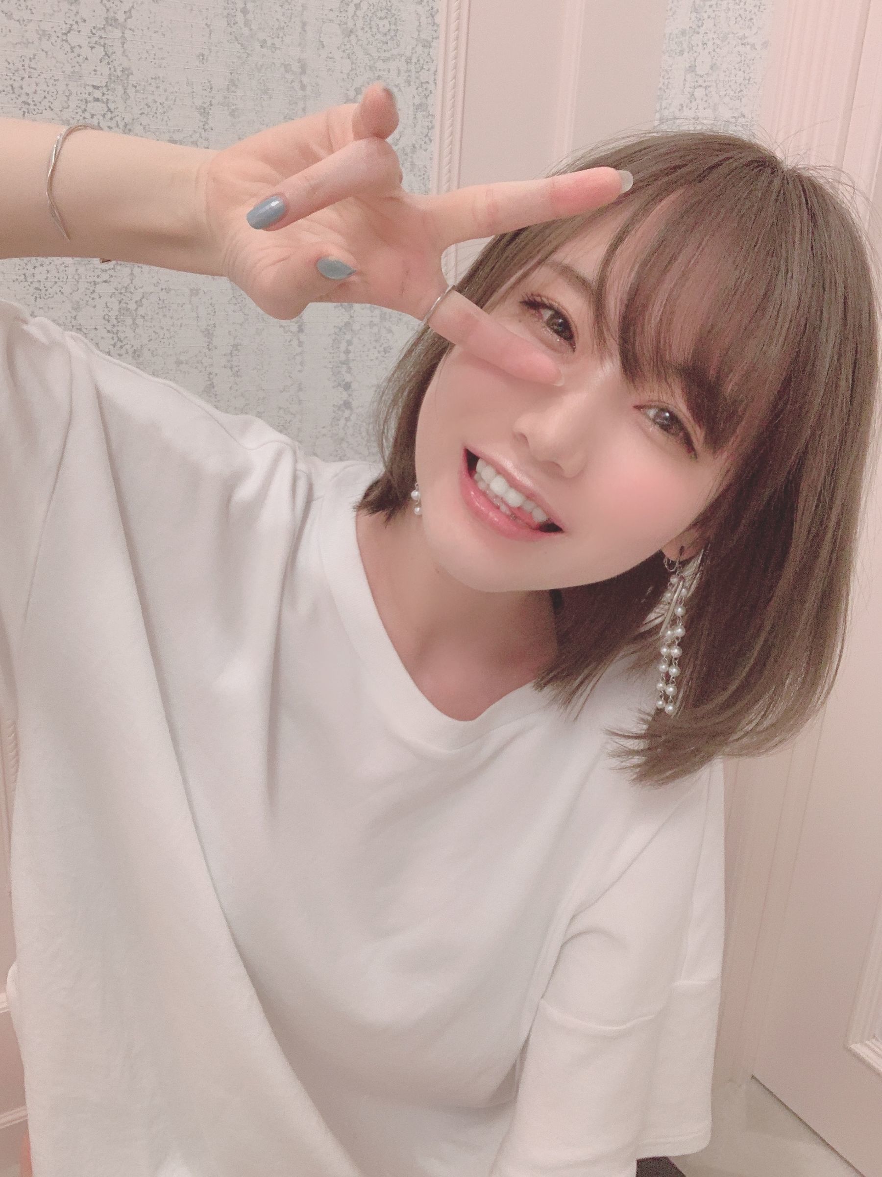 日本甜美COSERけんけん[fantia] 2020.07 フロントホックがどう外れるか気になりません？ [17P] - 秀人网免费无水印在线套图写真