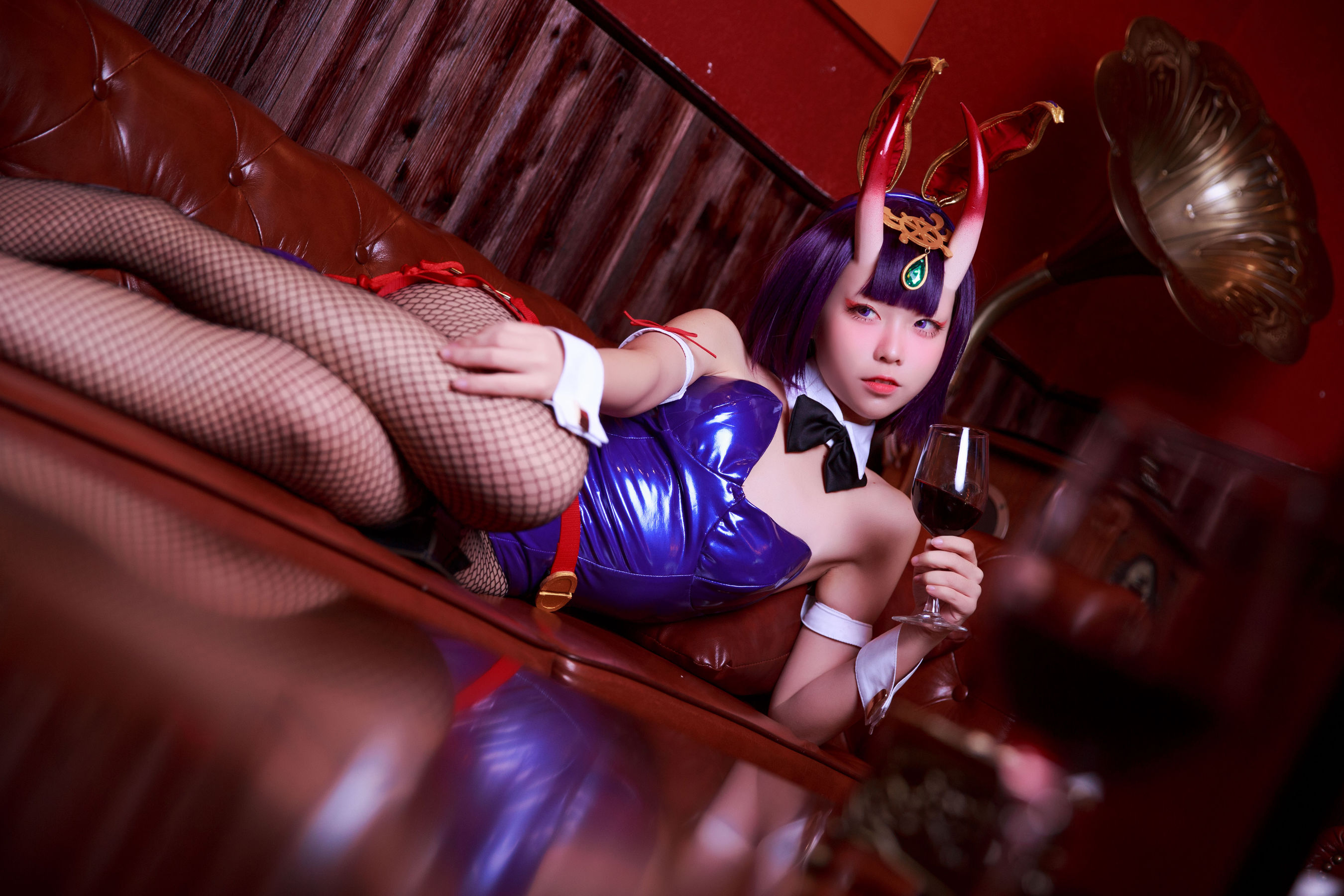 动漫博主G44不会受伤 – 酒吞兔女郎 [16P] - 秀人网免费无水印在线套图写真