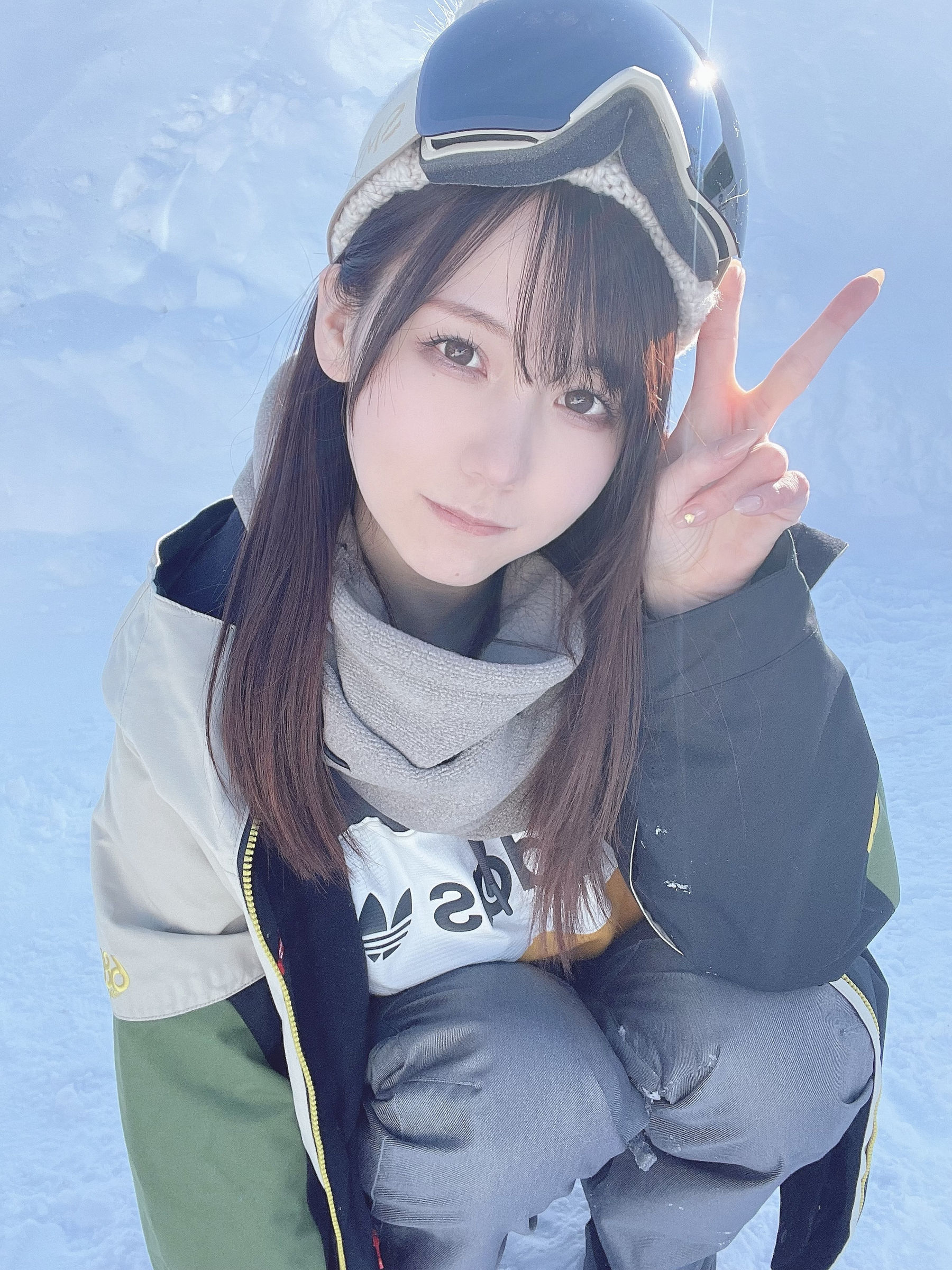 日本甜美COSERけんけん[fantia] 20220131-スノボウェア [12P] - 秀人网免费无水印在线套图写真