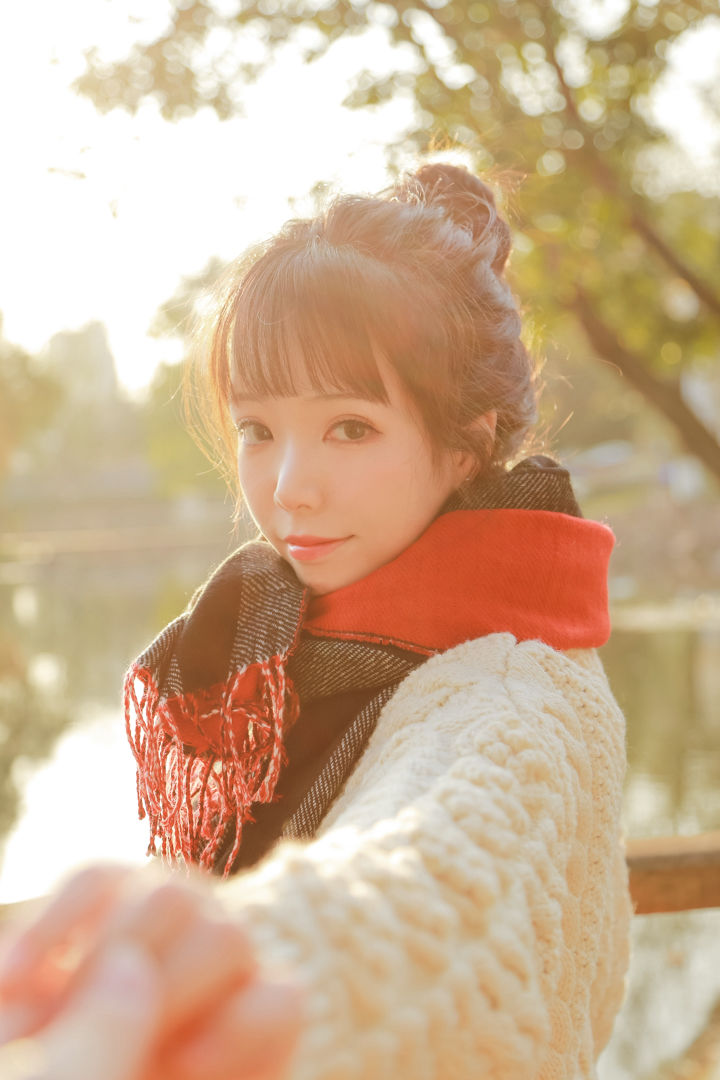 可爱妹子Fushii_海堂 – 秋日女友 [31P] - 秀人网免费无水印在线套图写真