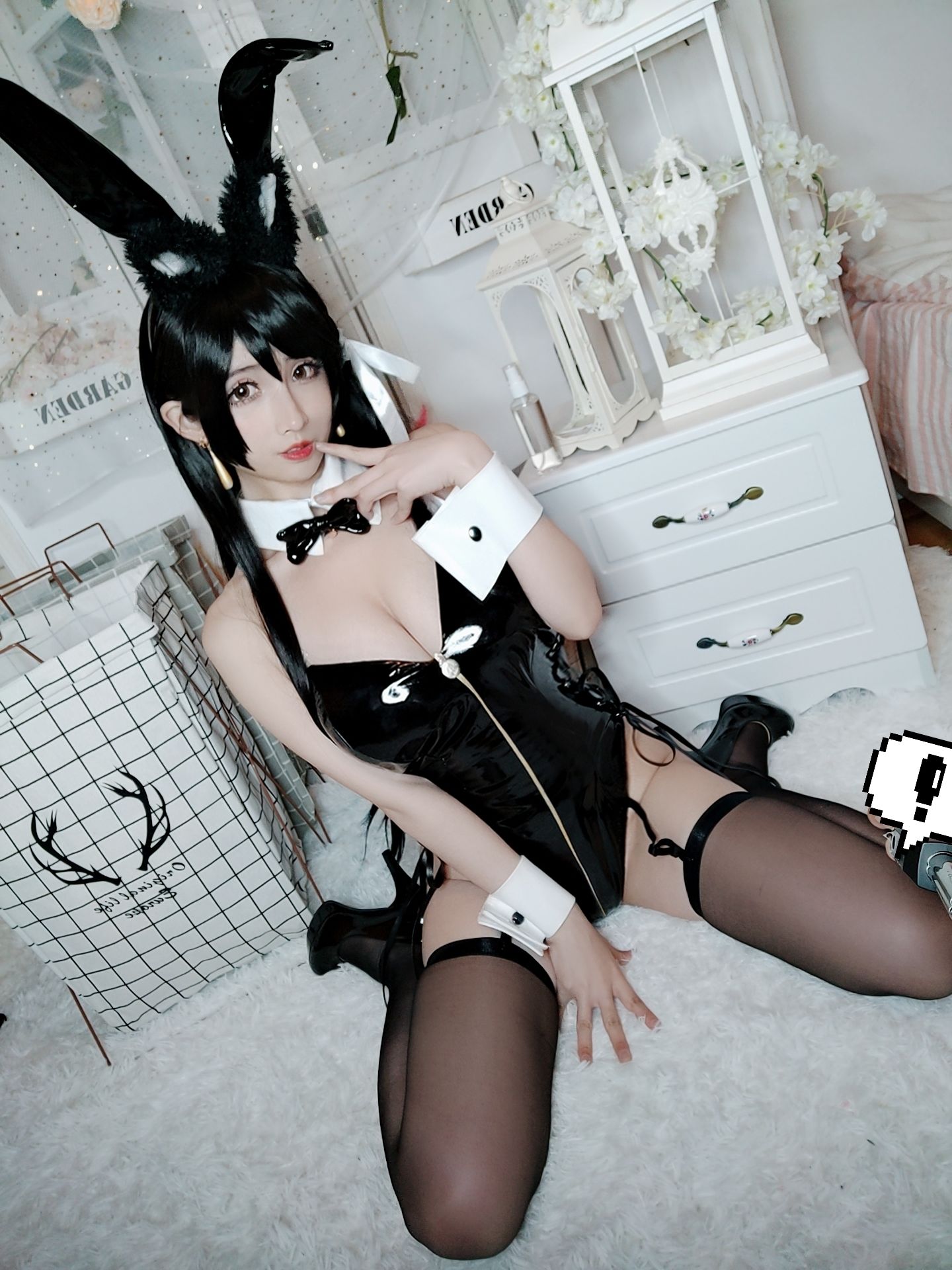 COS福利rioko凉凉子 – 爱宕自拍 [14P] - 秀人网免费无水印在线套图写真