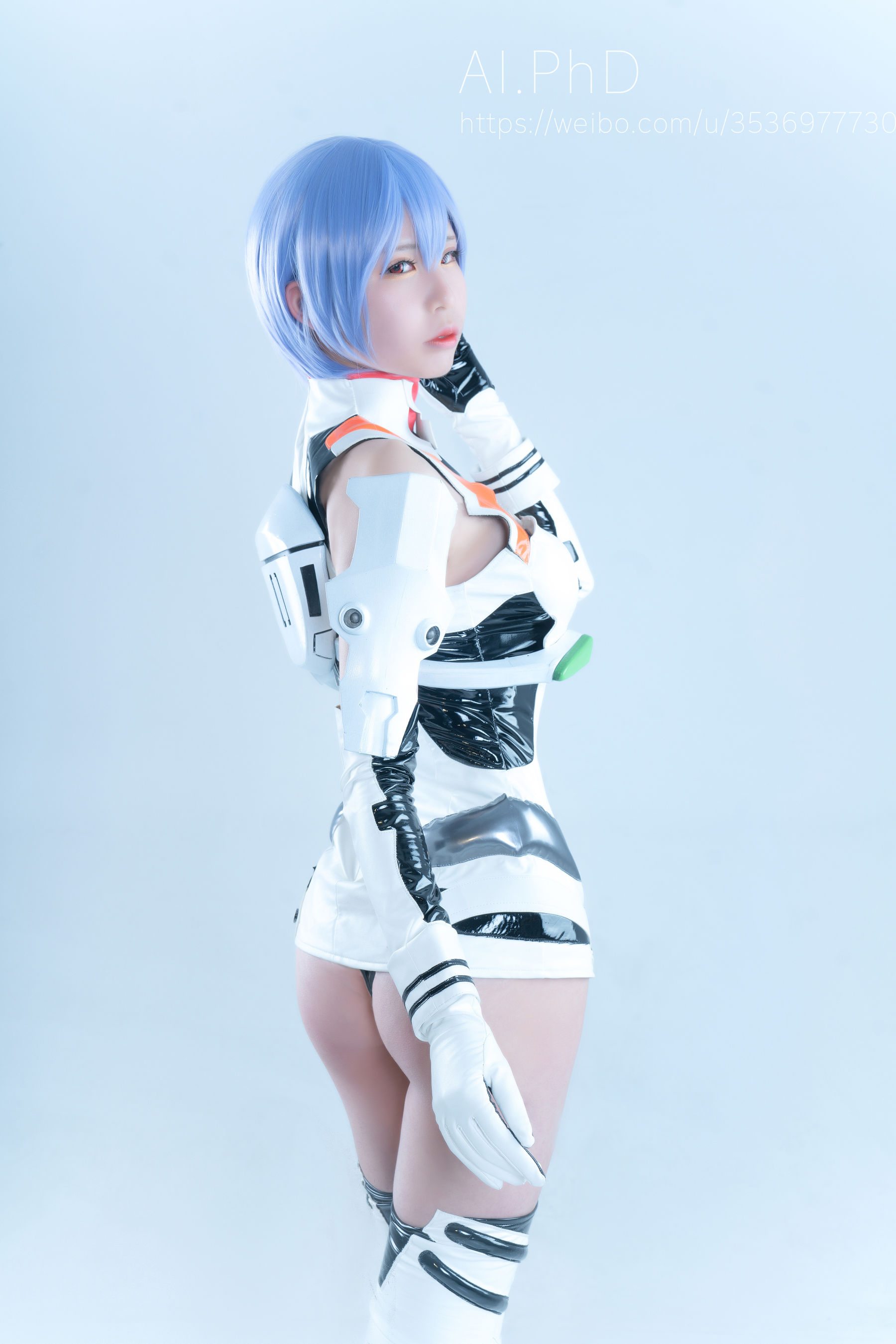 动漫博主爱老师_PhD – 新世纪福音战士 绫波丽 [16P] - 秀人网免费无水印在线套图写真