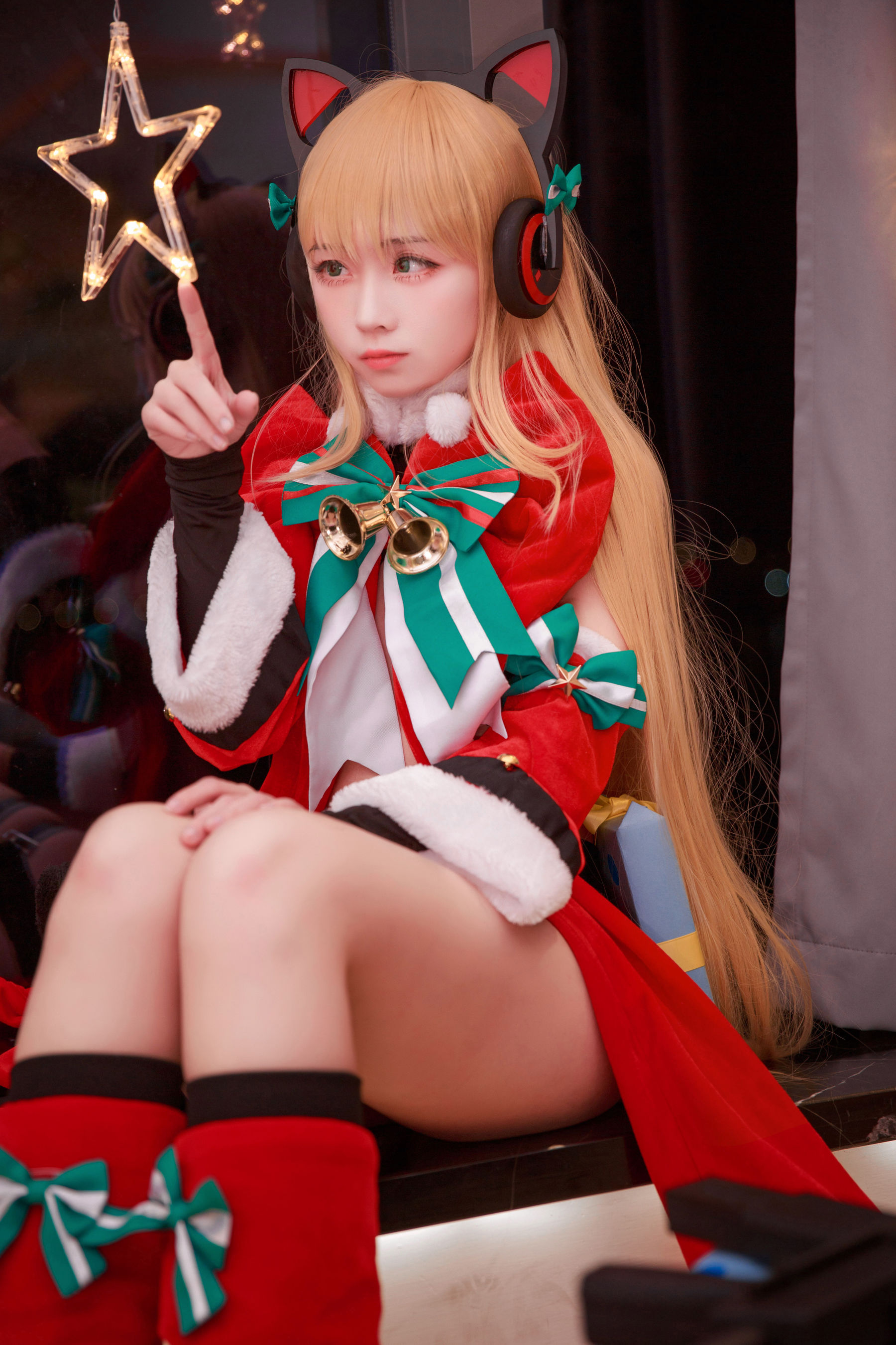 动漫博主G44不会受伤 – TMP圣诞 [14P] - 秀人网免费无水印在线套图写真