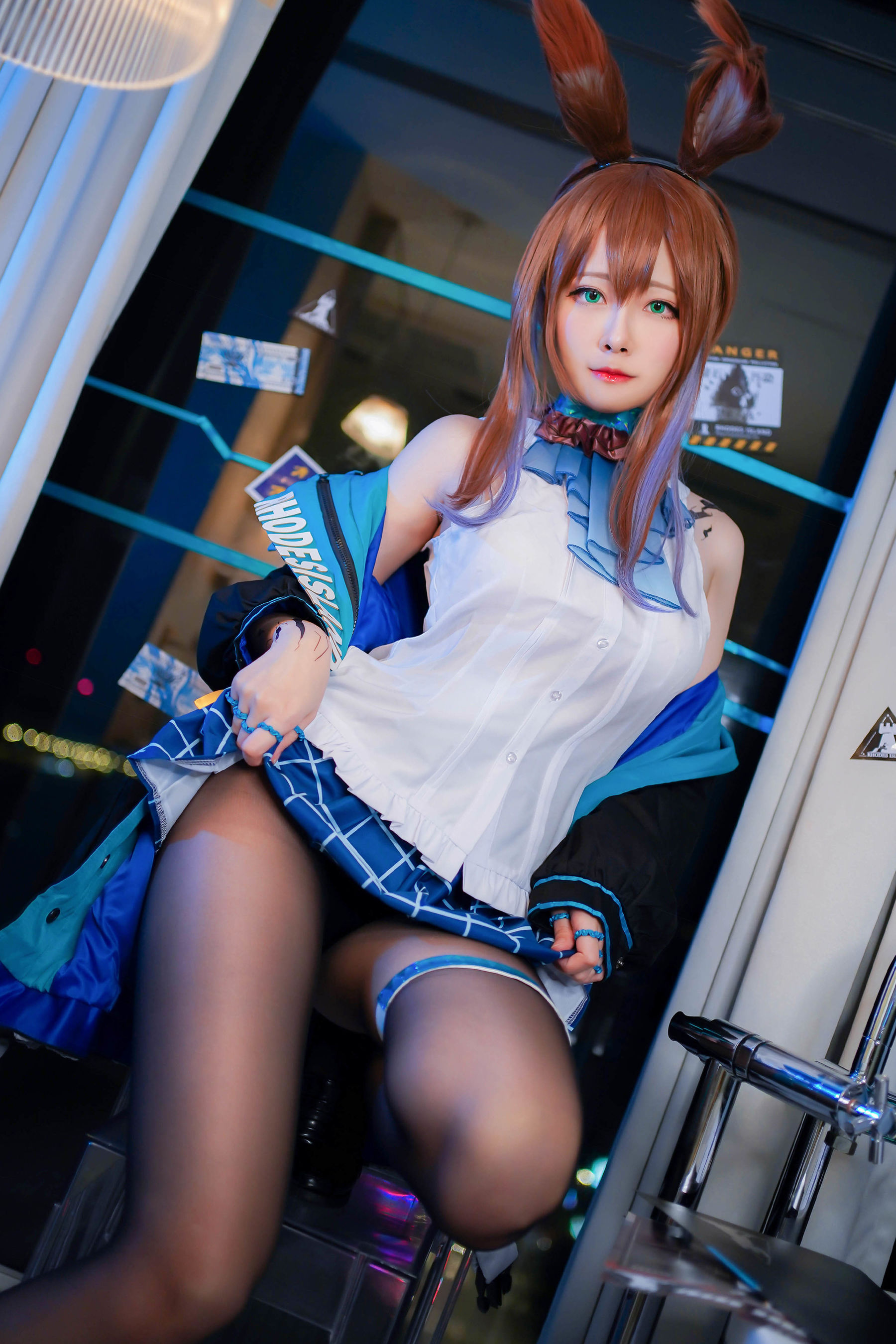 COS妹子Arty亞緹 – 黑丝兔女郎 [22P] - 秀人网免费无水印在线套图写真