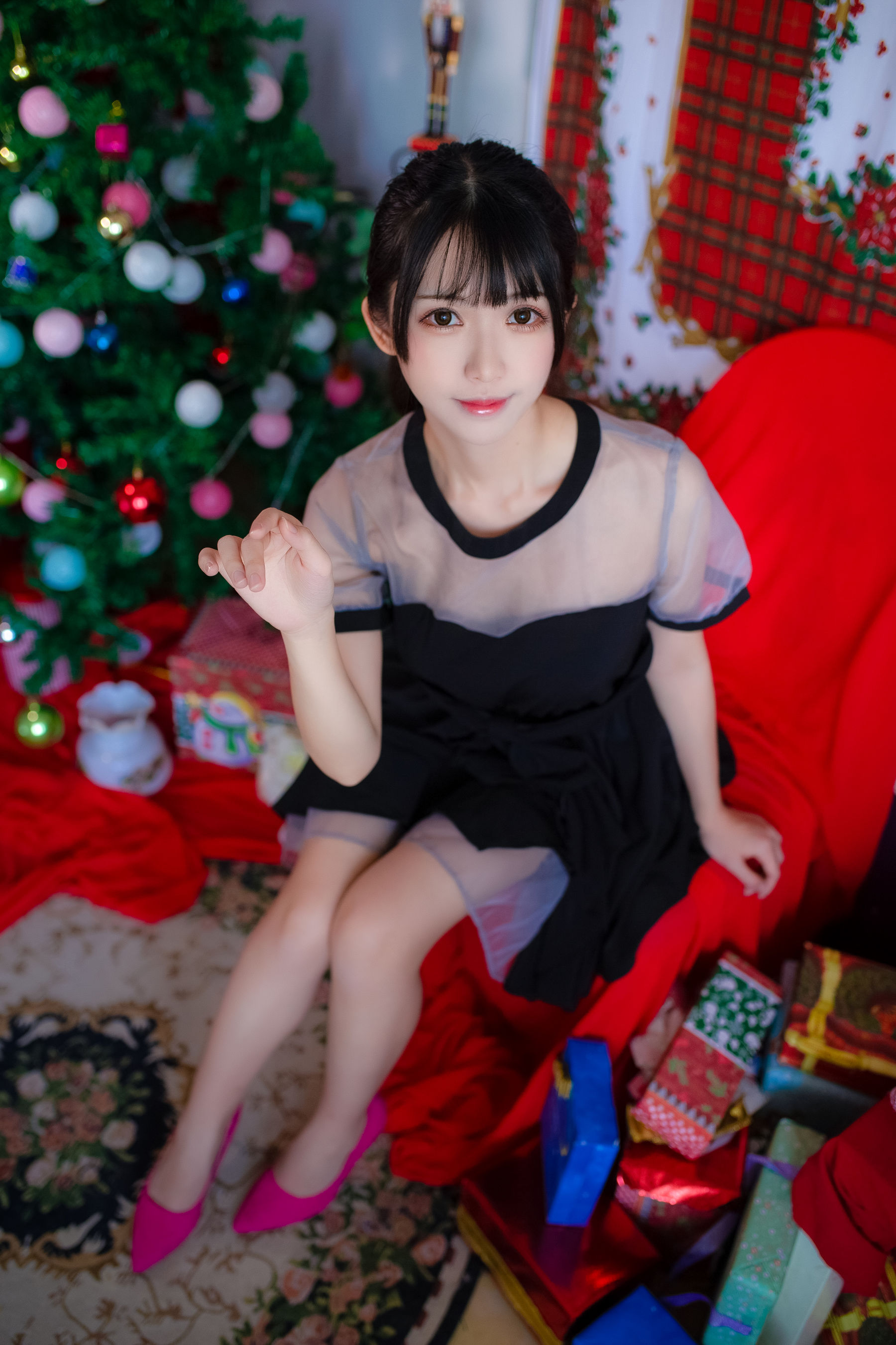 [萝莉COS] 鳗鱼霏儿 – 加藤惠 礼服 [13P] - 秀人网免费无水印在线套图写真