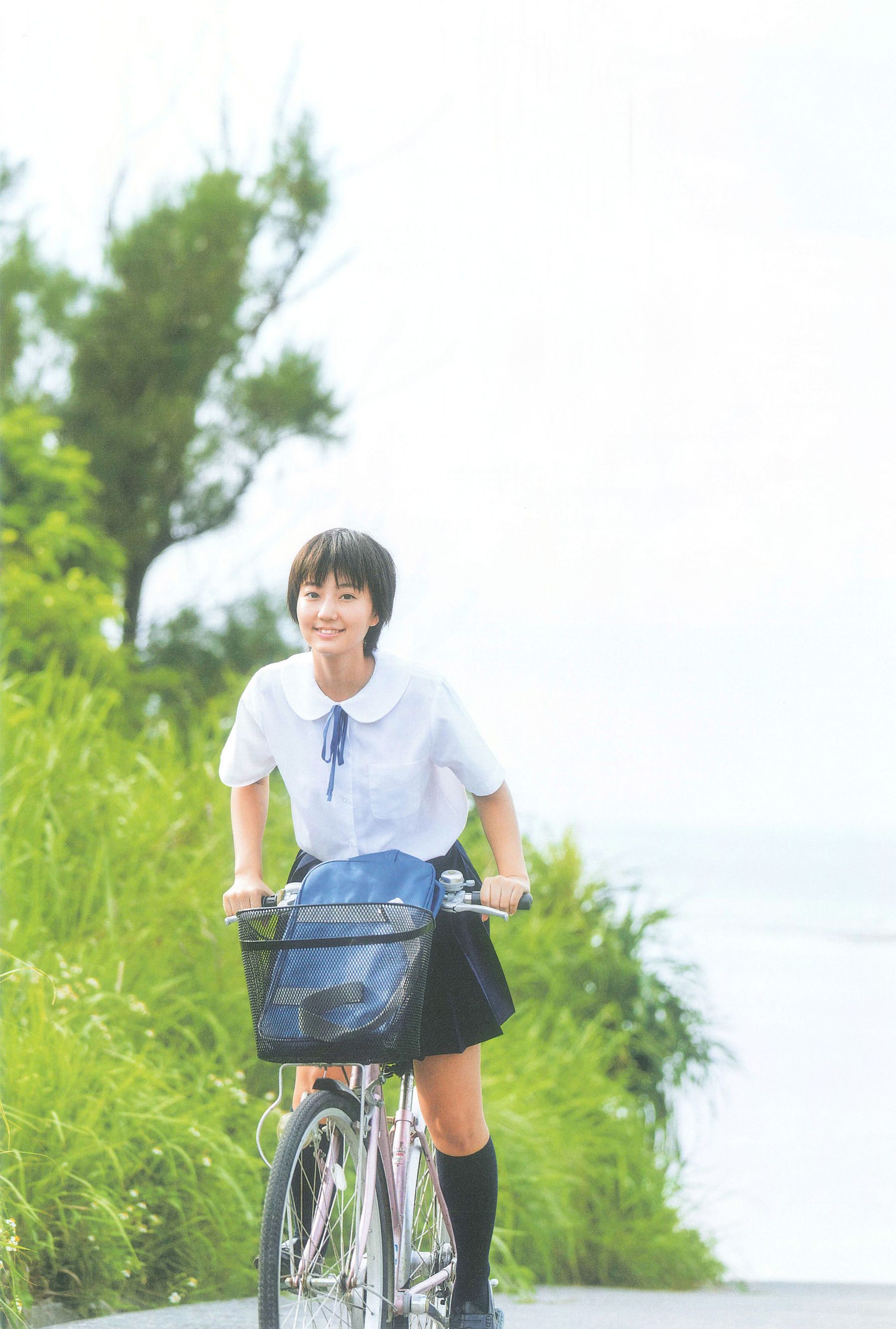 Manami Arai 新井愛瞳『セブンティーンズ@ブルー』1st写真集 [155P] - 秀人网免费无水印在线套图写真