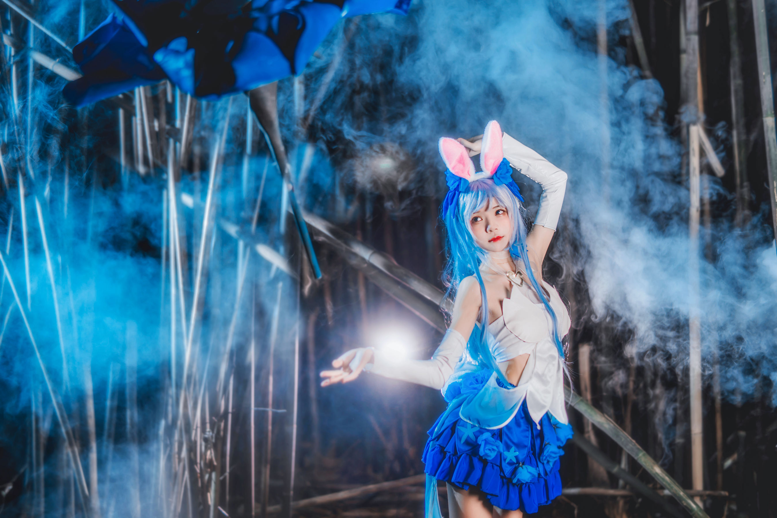 桜桃喵《花间舞》》 [13P] - 秀人网免费无水印在线套图写真