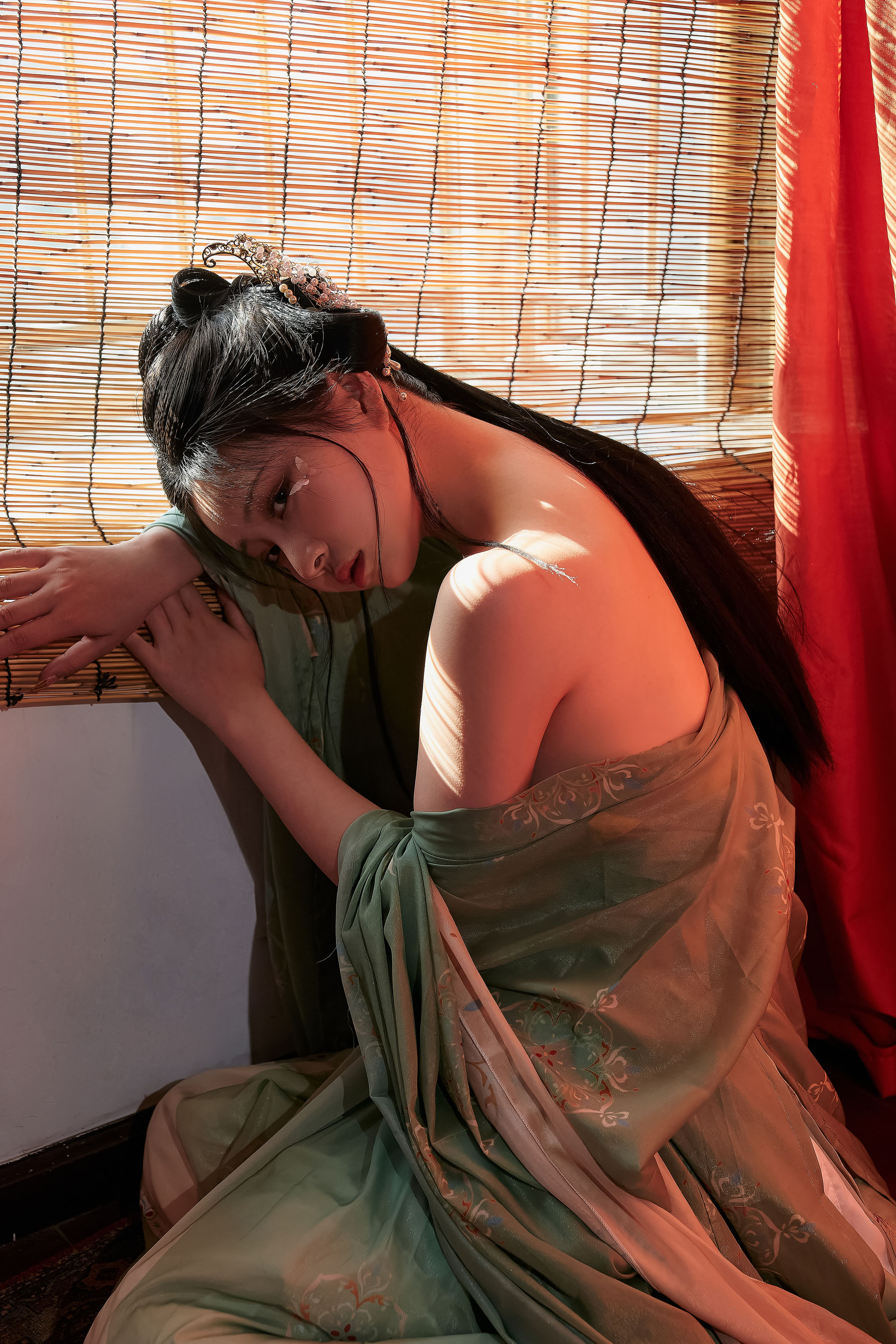 Nnian – 梦华录 [12P] - 秀人网免费无水印在线套图写真