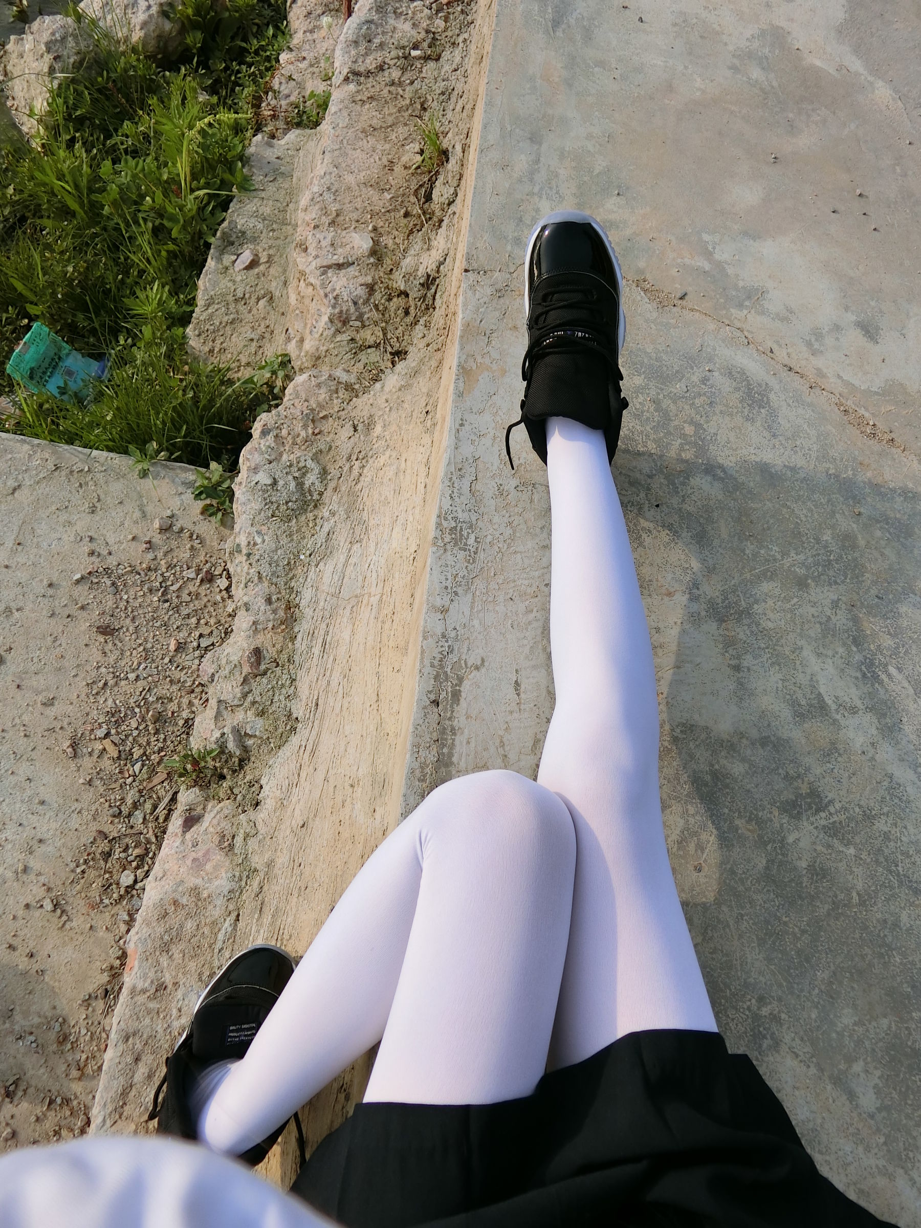 微博萌妹子西尔酱 – 户外JK白丝 [53P] - 秀人网免费无水印在线套图写真