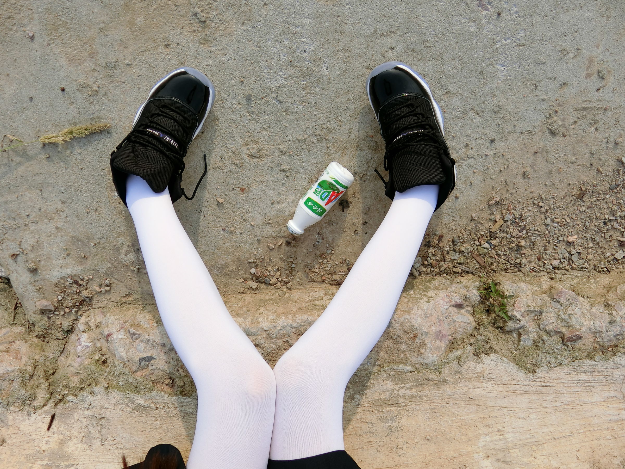 微博萌妹子西尔酱 – 户外JK白丝 [53P] - 秀人网免费无水印在线套图写真