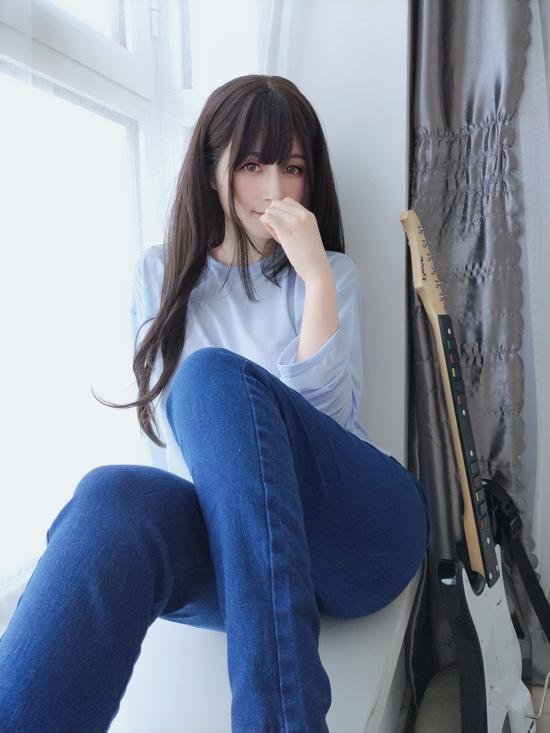 Coser小姐姐白银 – 妹は服を着てください [55P] - 秀人网免费无水印在线套图写真