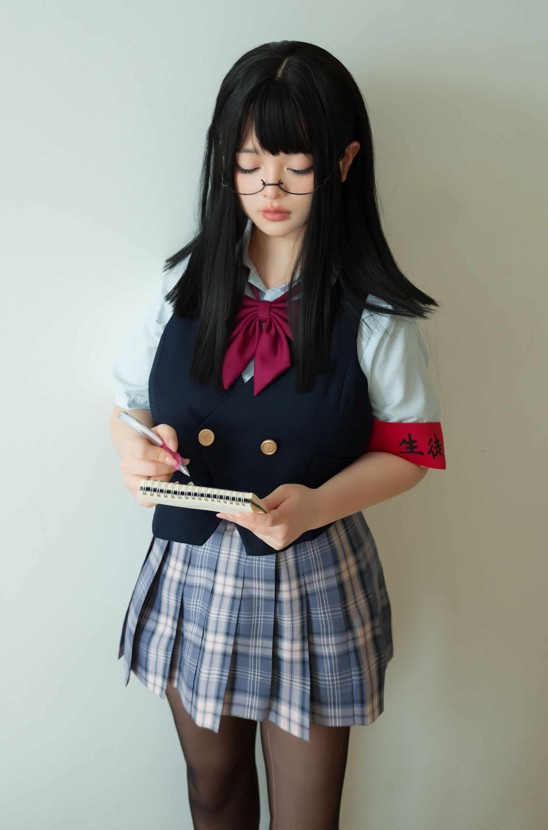 NinJA阿寨寨 – 生徒会长 [19P] - 秀人网免费无水印在线套图写真