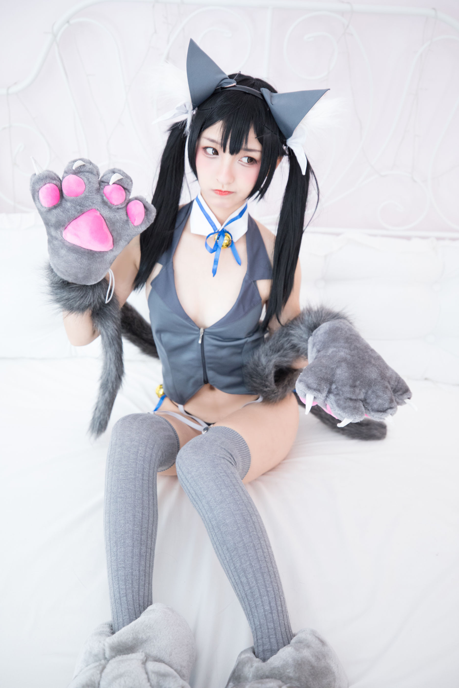 [萝莉COS] 神楽坂真冬 魔法を使えないの日常 [150P] - 秀人网免费无水印在线套图写真