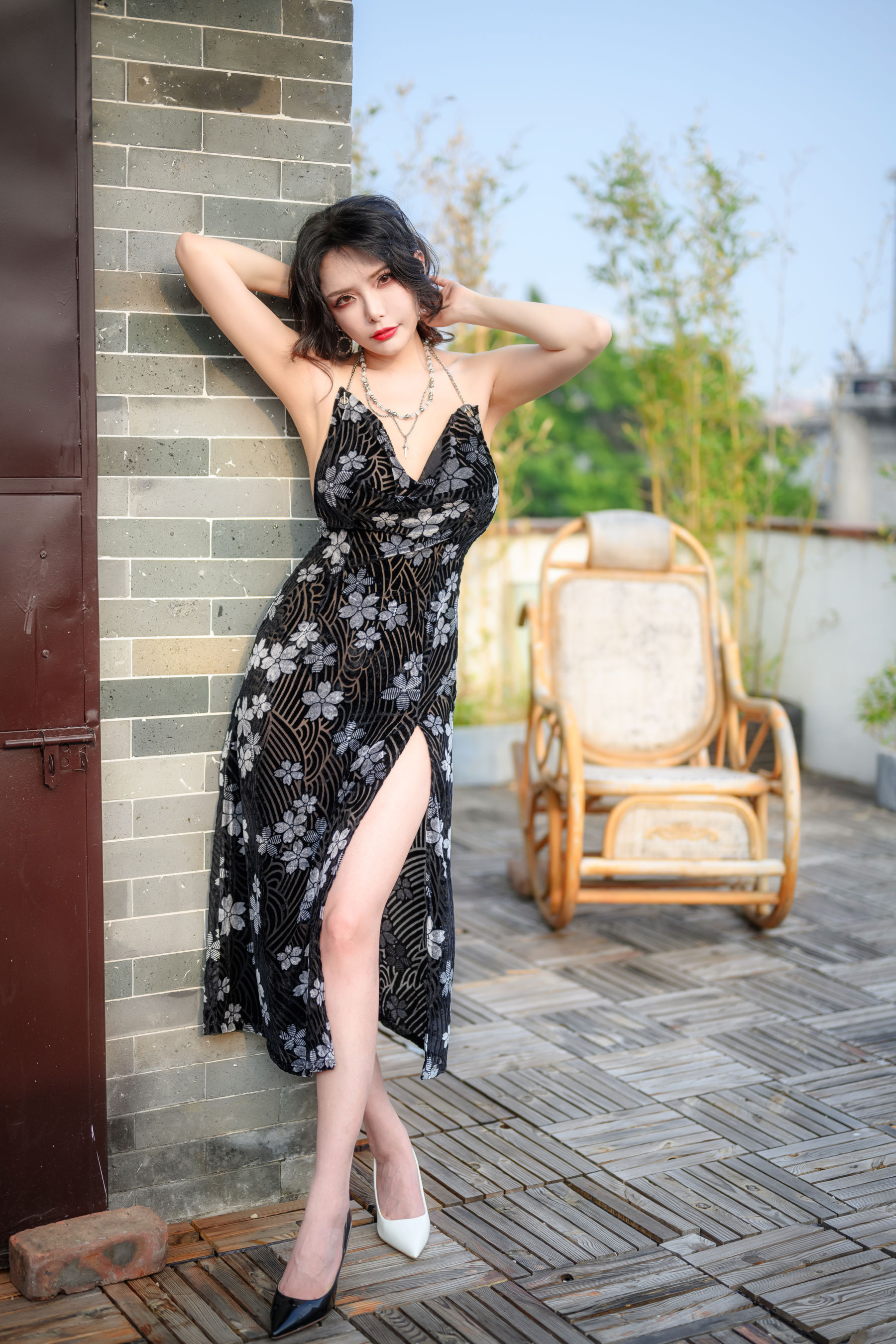 秋和柯基(夏小秋秋秋) – 秋影 [66P] - 秀人网免费无水印在线套图写真