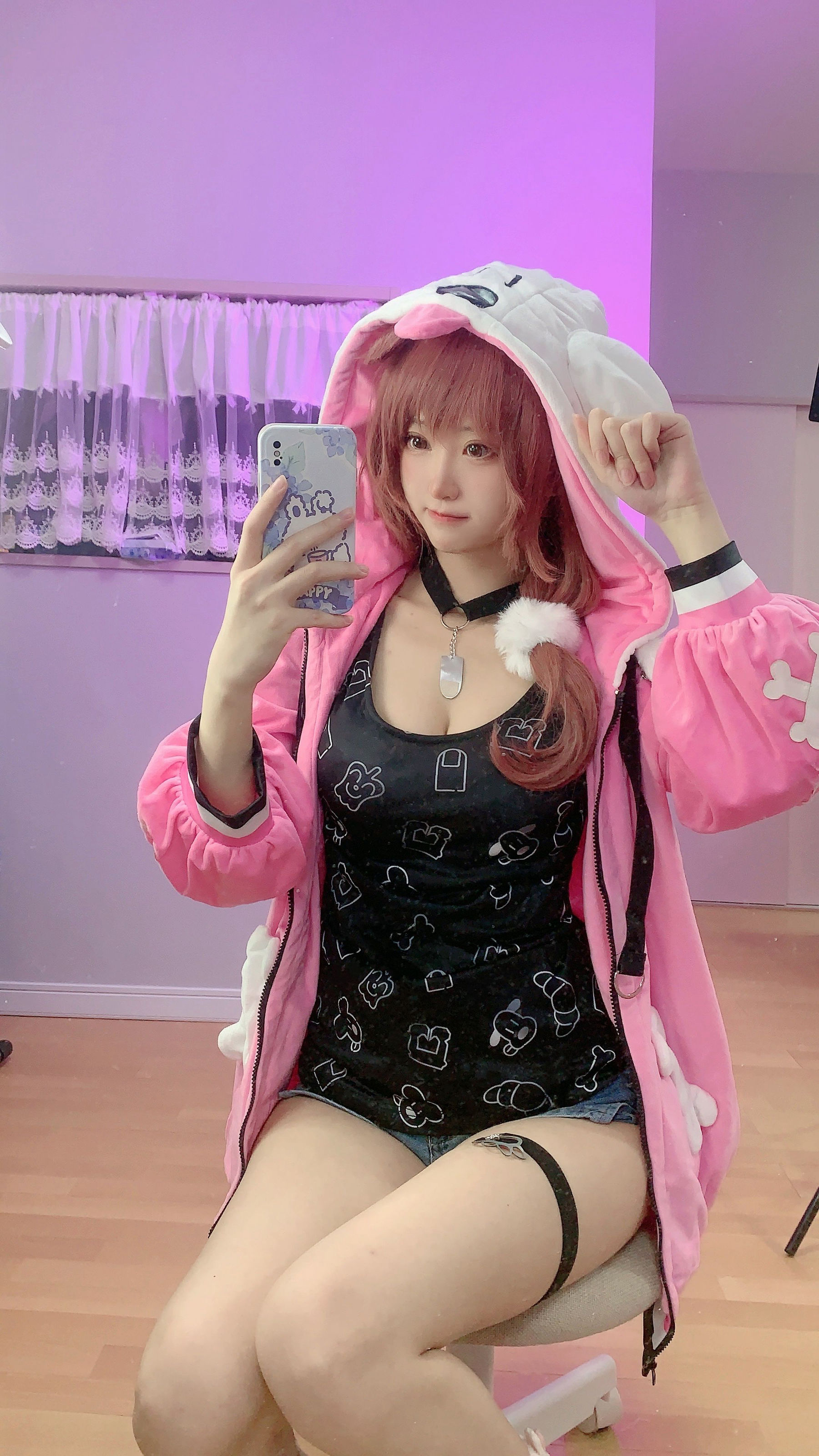 千阳(ちよ) – 戌神ころね [12P] - 秀人网免费无水印在线套图写真