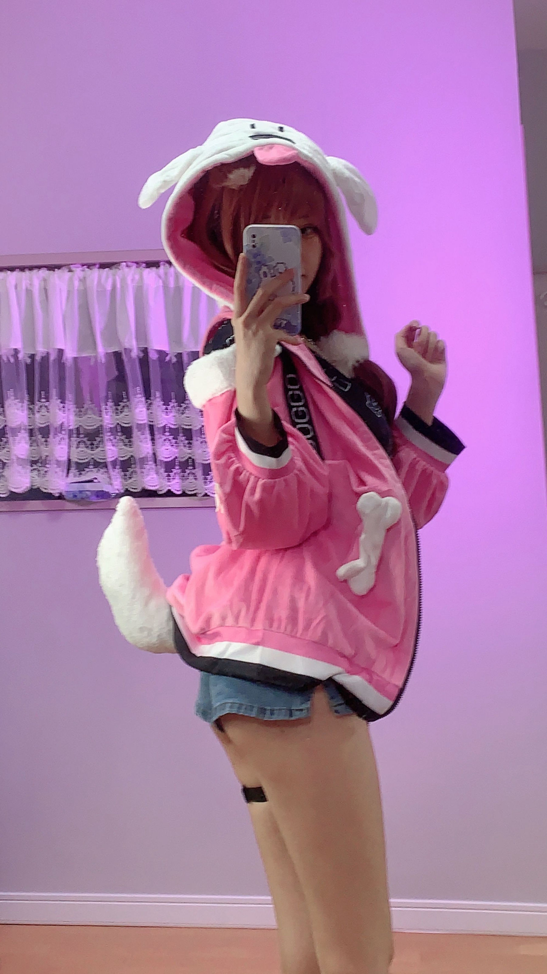 千阳(ちよ) – 戌神ころね [12P] - 秀人网免费无水印在线套图写真