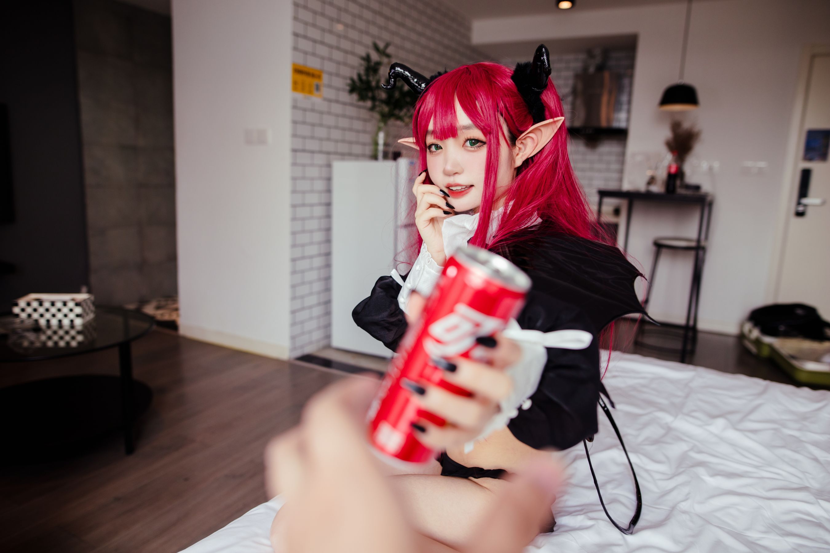 神沢永莉 – 魅魔利兹 [22P] - 秀人网免费无水印在线套图写真