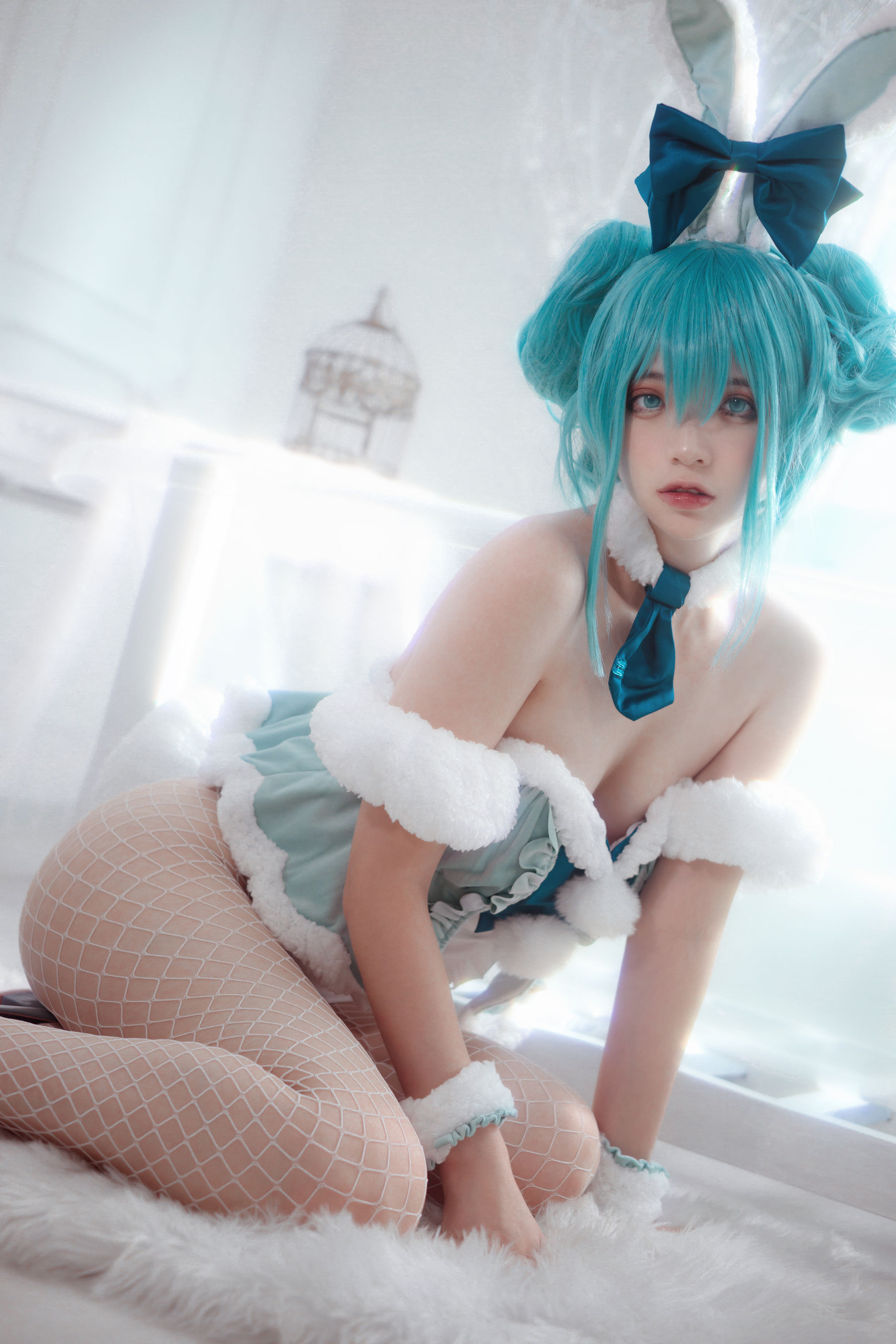 疯猫ss – miku初音兔女郎 [25P] - 秀人网免费无水印在线套图写真