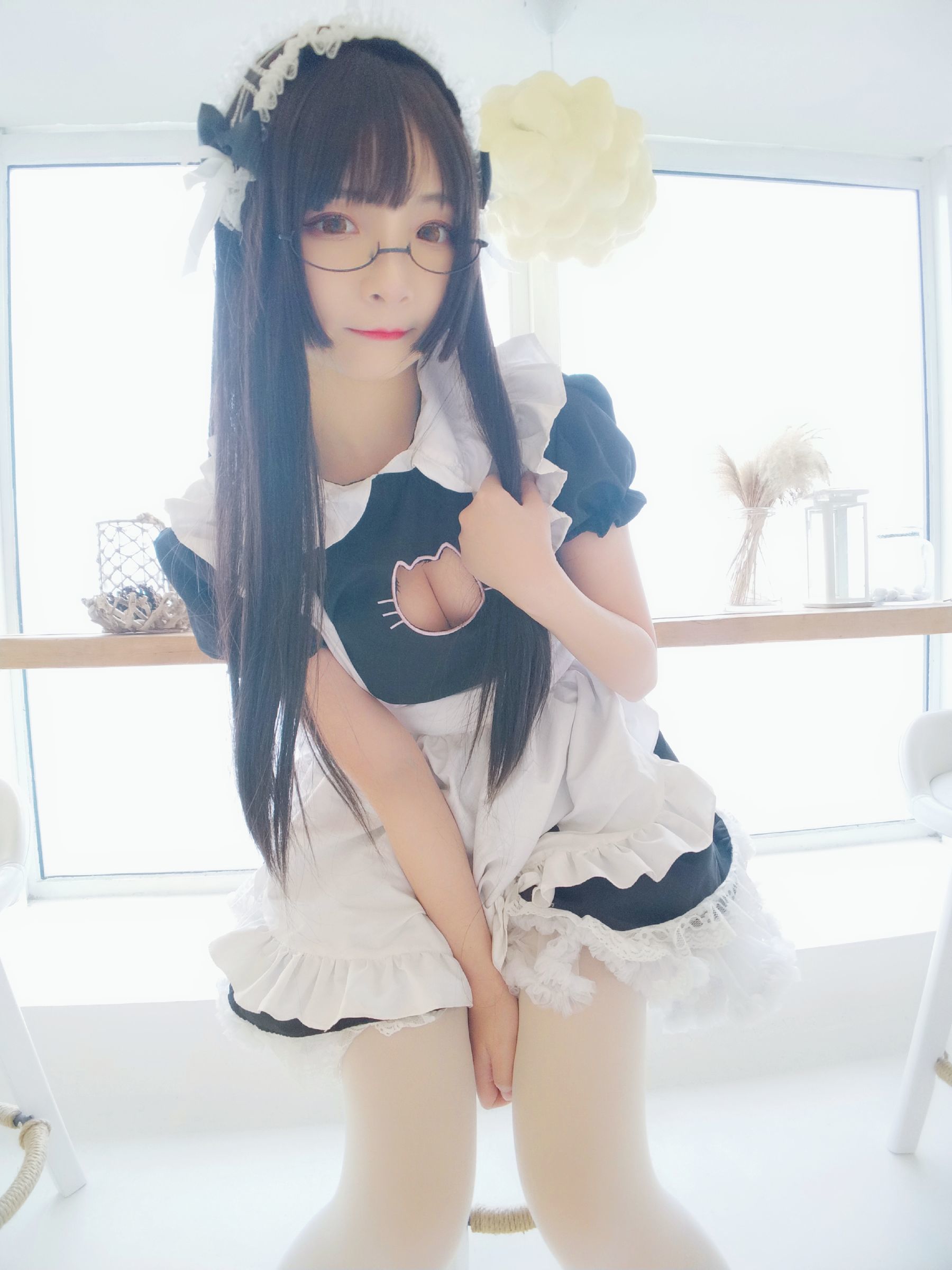 二次元美女古川kagura 黑白女仆 [35P] - 秀人网免费无水印在线套图写真