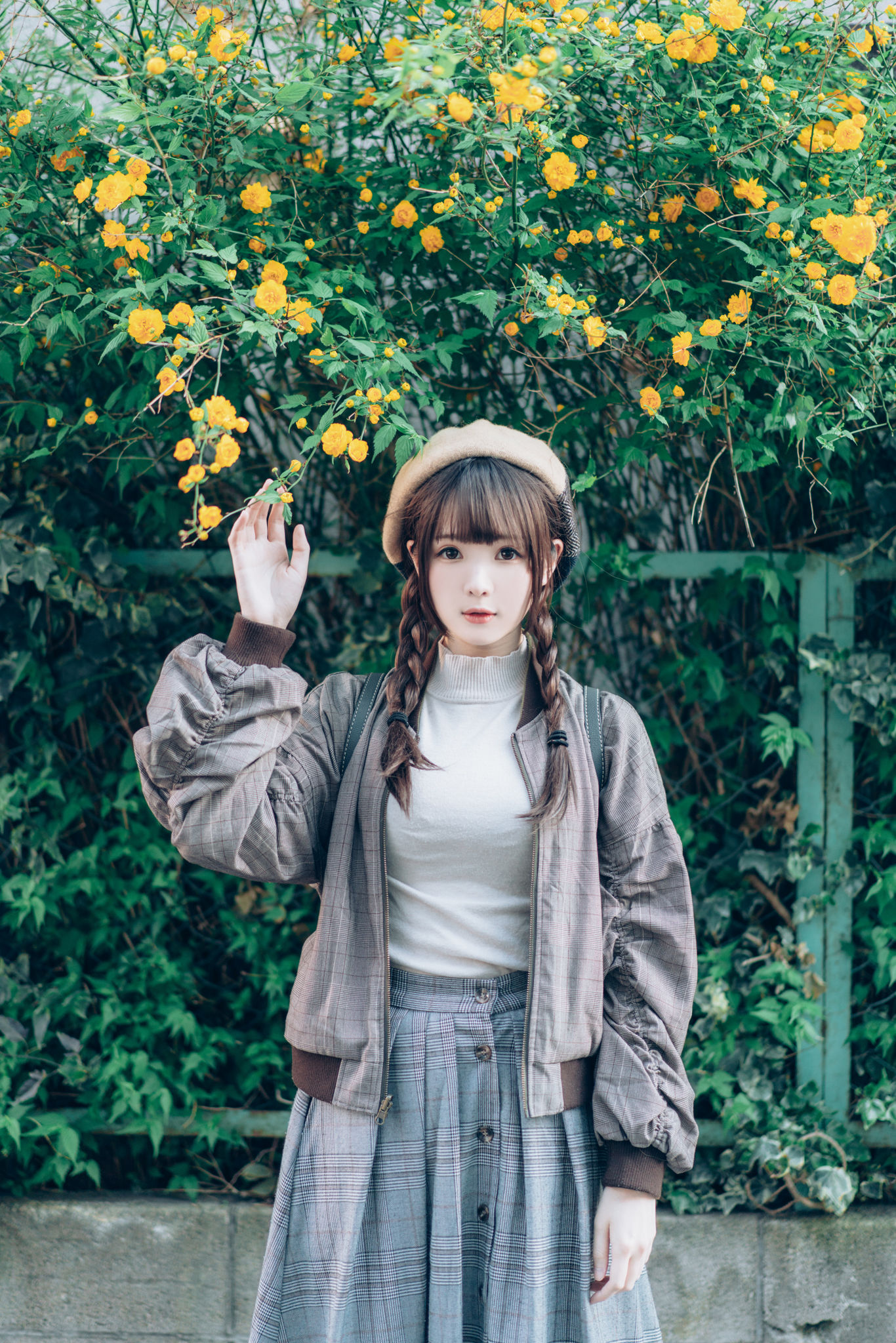 微博妹纸霜月shimo – SPRING [54P] - 秀人网免费无水印在线套图写真