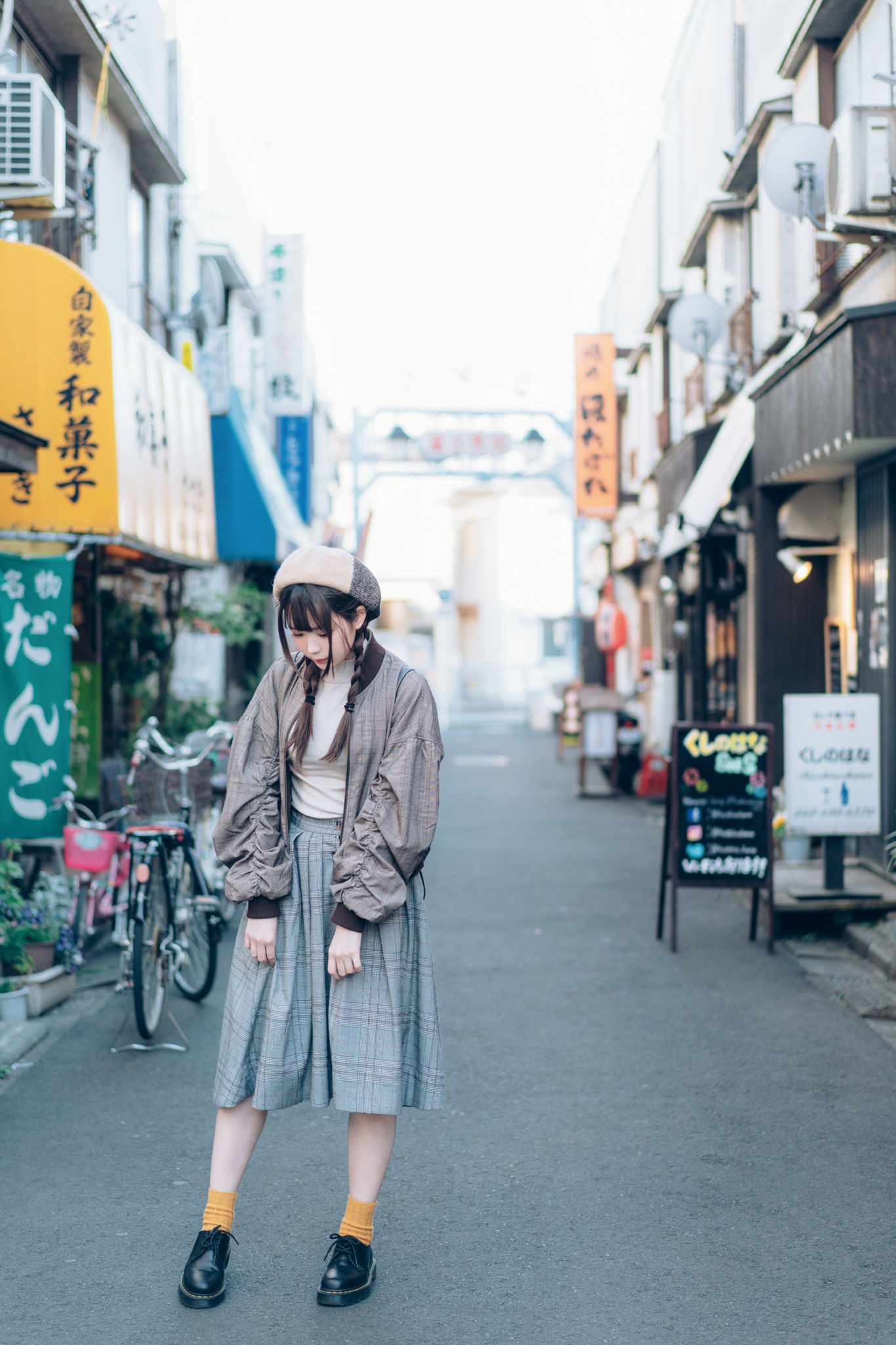 微博妹纸霜月shimo – SPRING [54P] - 秀人网免费无水印在线套图写真