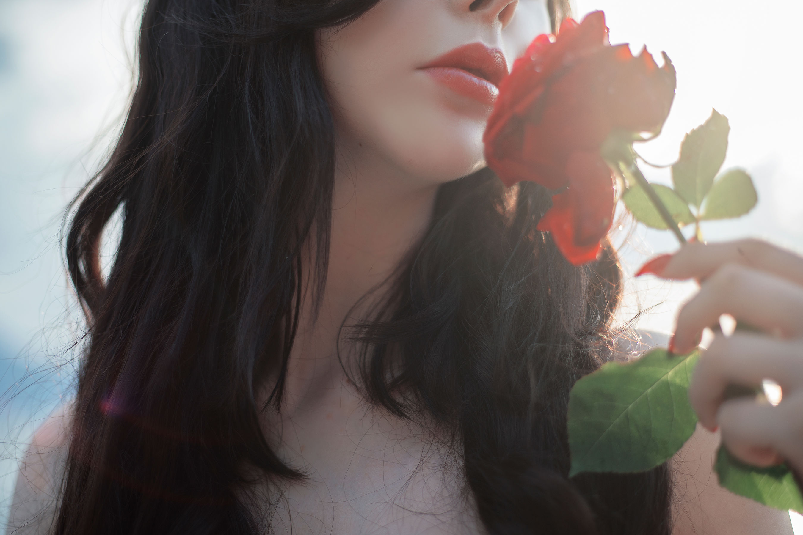 国外美女SayaTheFox – 海滩随拍 [10P] - 秀人网免费无水印在线套图写真