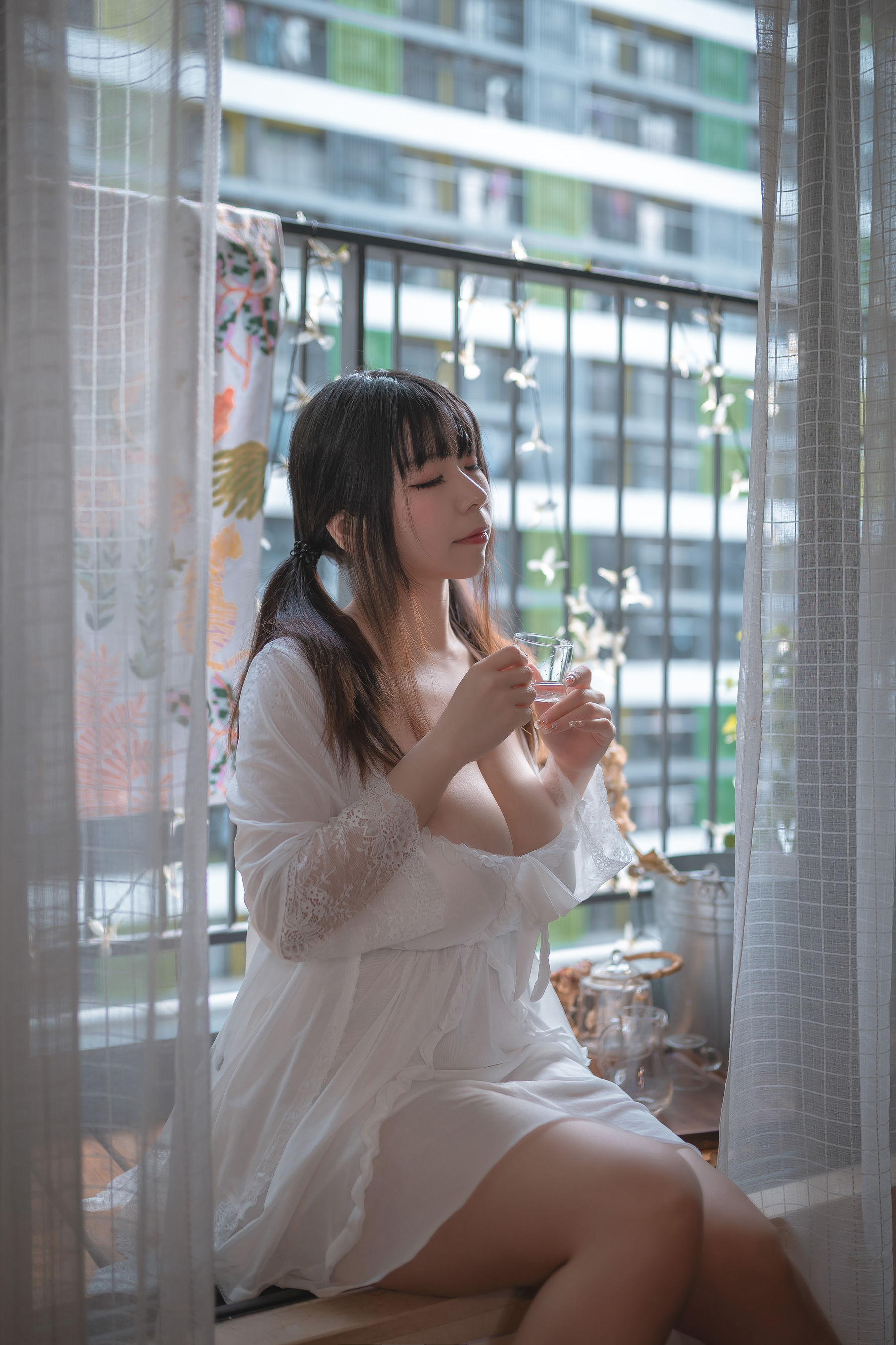 自闭颜球球(无颜小天使wy) – 邻家的老婆 [42P] - 秀人网免费无水印在线套图写真